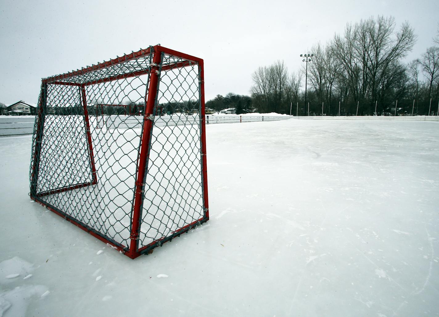 The outdoor skating rink at Shoreview Commons in Shoreview is not used as much by skaters now as in past years. ] (MARLIN LEVISON/STARTRIBUNE(mlevison@startribune.com) NOTE: I checked twice on Saturday and again on Sunday and found no skaters on the ice.