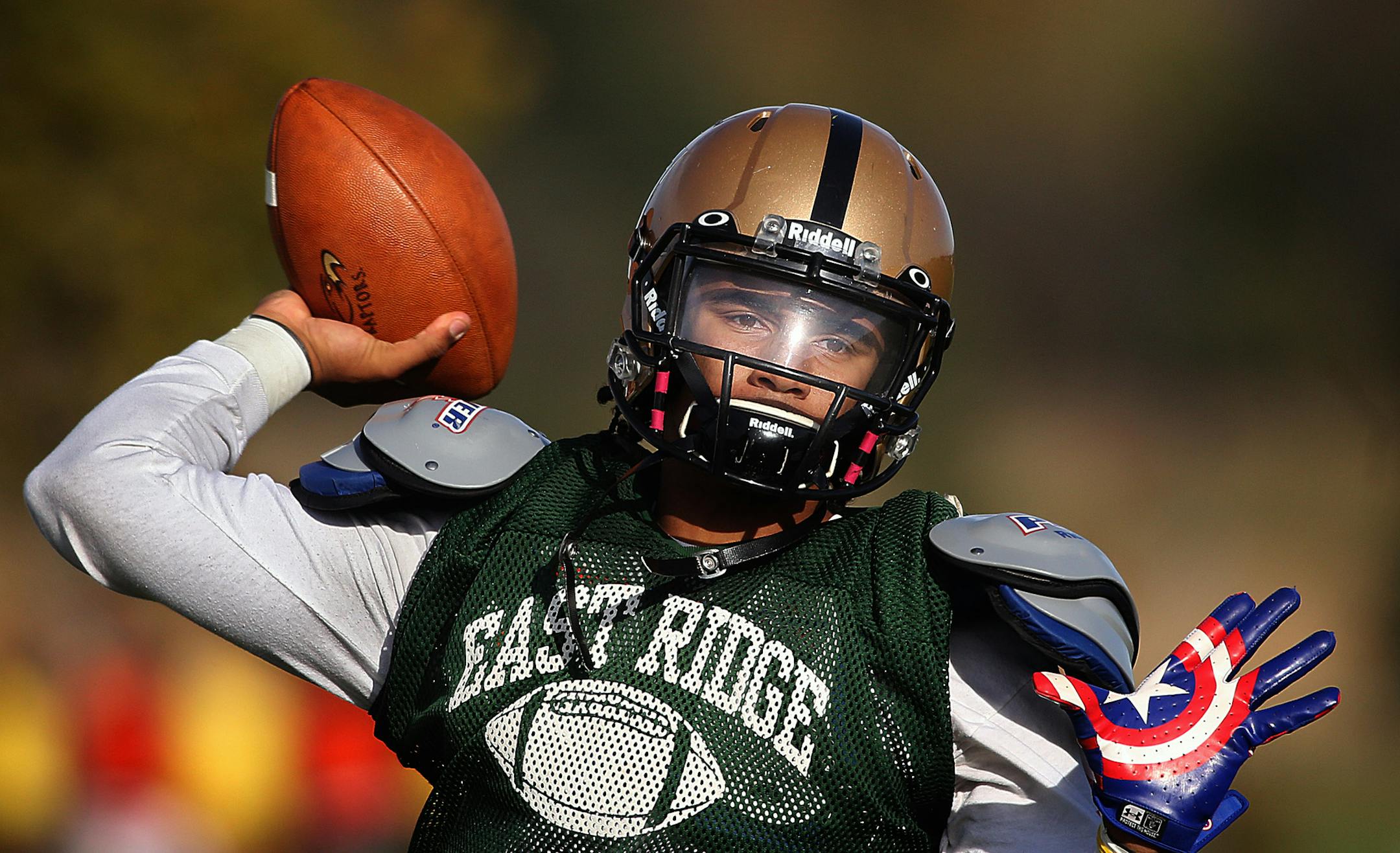East Ridge junior Seth Green is ready to make his college choice Wednesday, having narrowed the field to three: Oregon, Michigan State and Minnesota. (Jim Gehrz, Star Tribune)