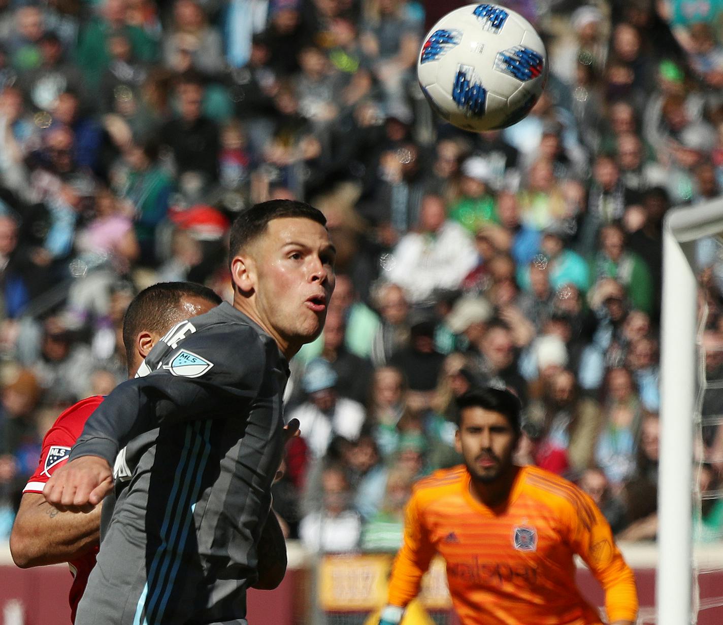 Minnesota United forward Christian Ramirez (21) looked to settle an outside pass in the second half. ] ANTHONY SOUFFLE &#xef; anthony.souffle@startribune.com The Minnesota United played the Chicago Fire in the season's home opener MLS match Saturday, March 17, 2018 at TCF Bank Stadium in Minneapolis.