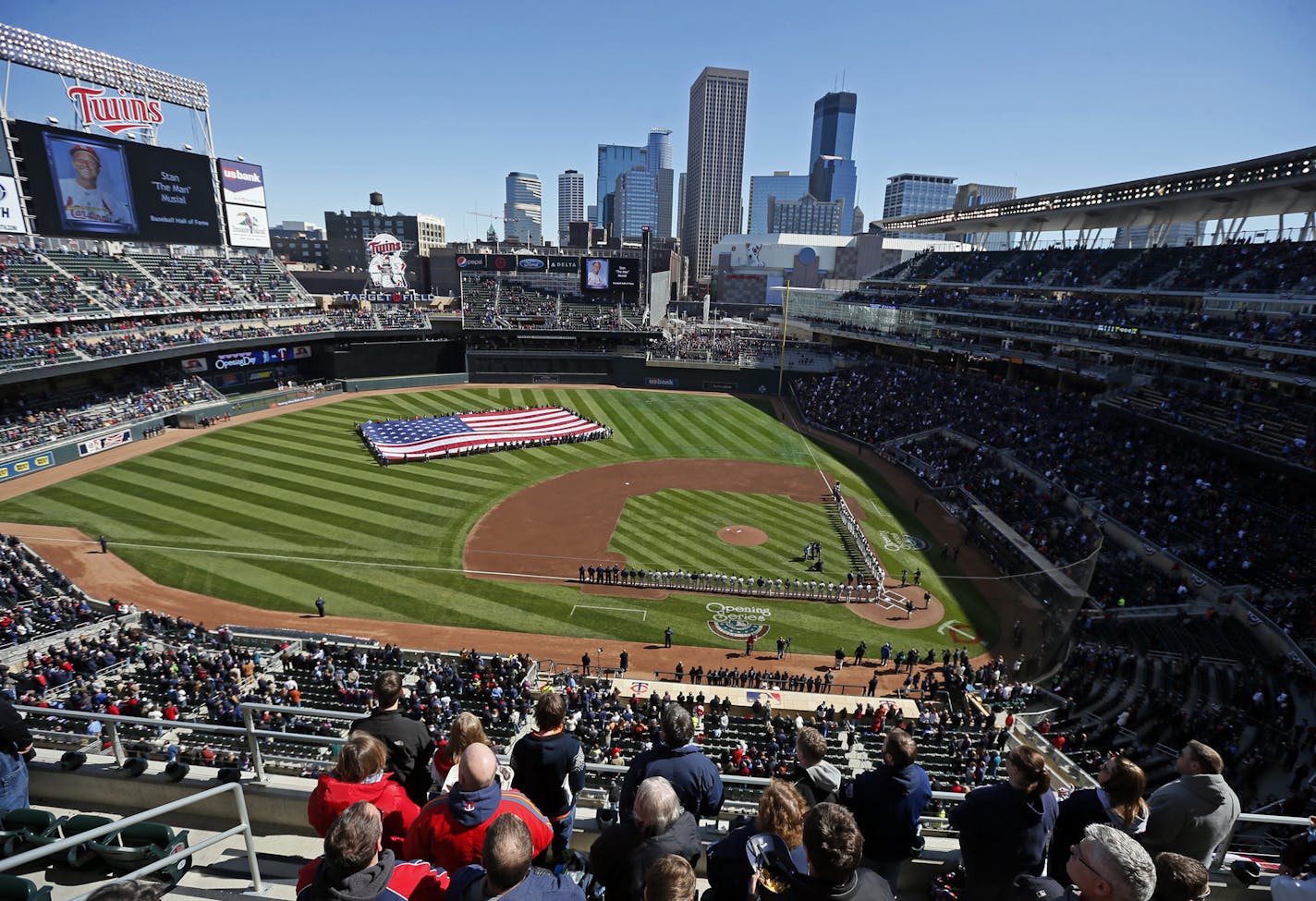 Opening day at Target Field , Monday April, 01, 2013 in Minneapolis, MN. ] JERRY HOLT &#xef; jerry.holt@startribune.com ORG XMIT: MIN1304011653254023 ORG XMIT: MIN1309102034451349