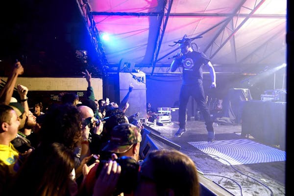 Indie rapper Denzel Curry performed a high-energy set.