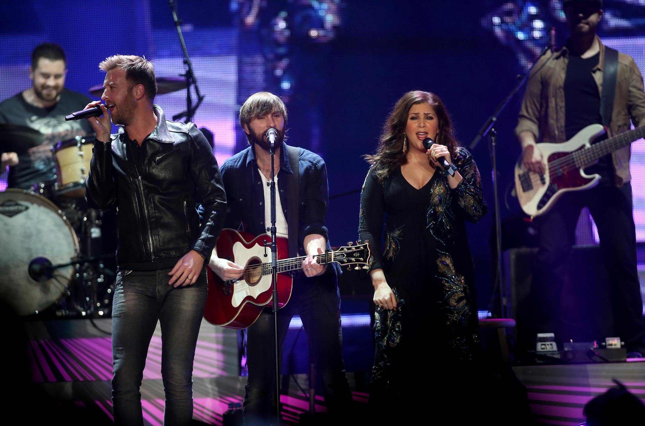 Charles Kelley, Hillary Scott and Dave Haywood at Target Center in Minneapolis in 2014.