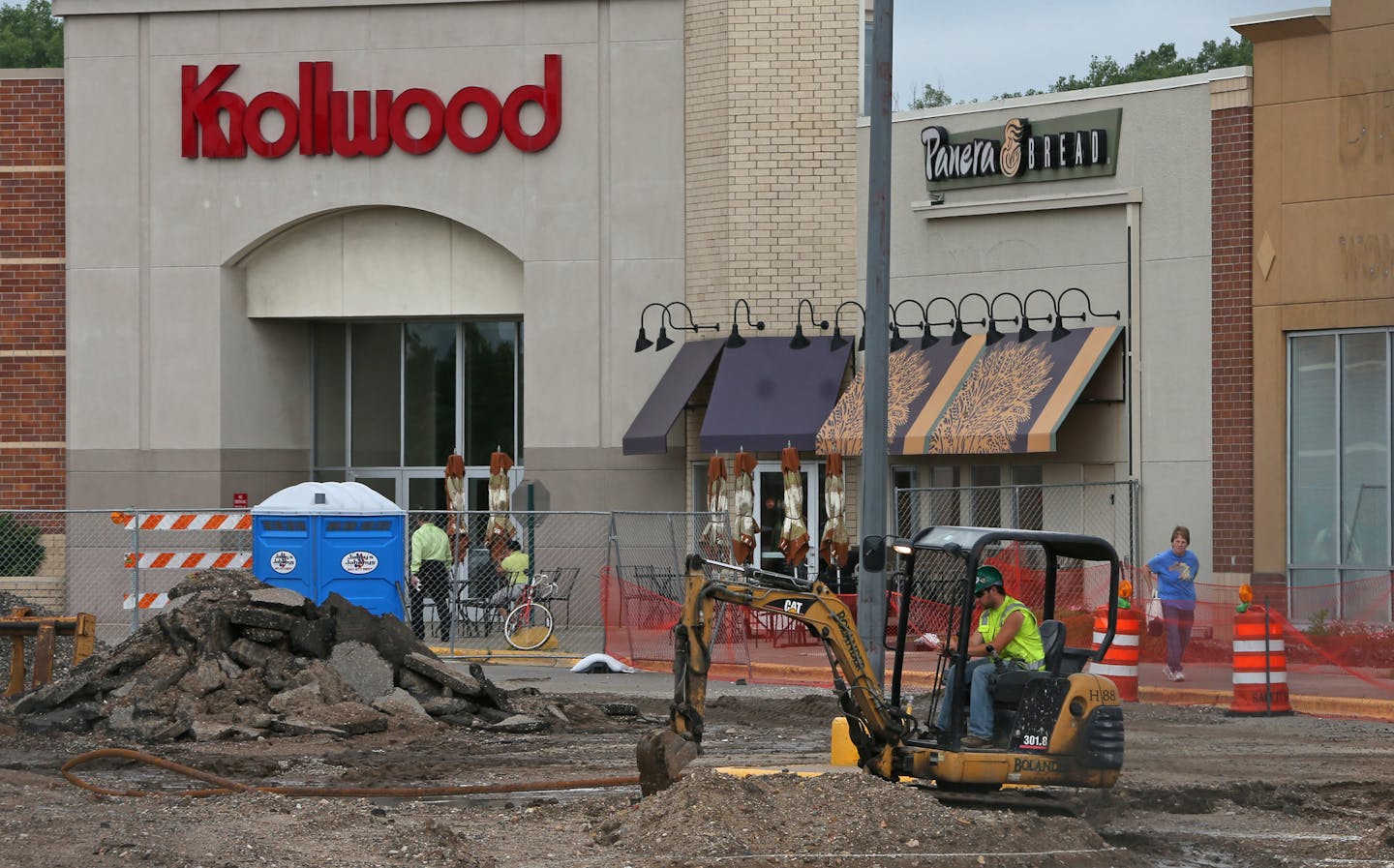 Dress barn 2025 knollwood mall