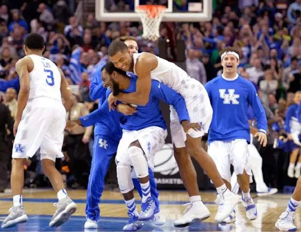 Kentucky players celebrated after beating Notre Dame.