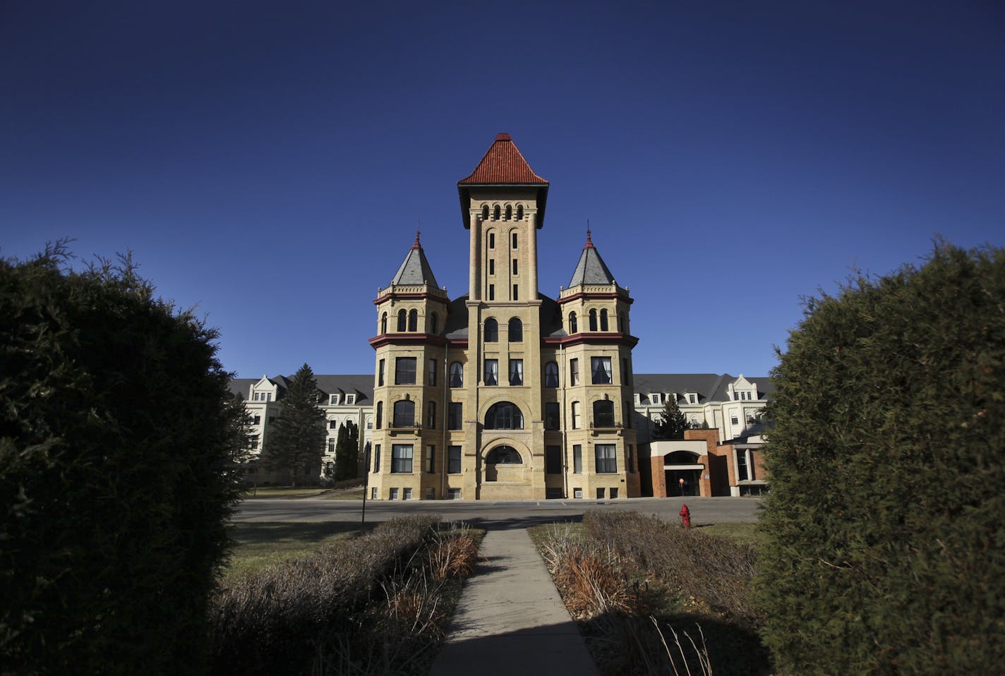 The exterior of the Fergus Falls State Hospital administration building looks much the same as it did when construction on the asylum and accompanying grounds was completed in 1907. The scene was photographed, Nov. 14, 2012, in Fergus Falls, MN. ] (DAVID JOLES/STARTRIBUNE) djoles@startribune.com The city of Fergus Falls has selected Colliers to market a behemoth in its midst &#x201a;&#xc4;&#xec; the historic Kirkbride facility, a Victorian-era &#x201a;&#xc4;&#xfa;insane asylum&#x201a;&#xc4;&#xf9