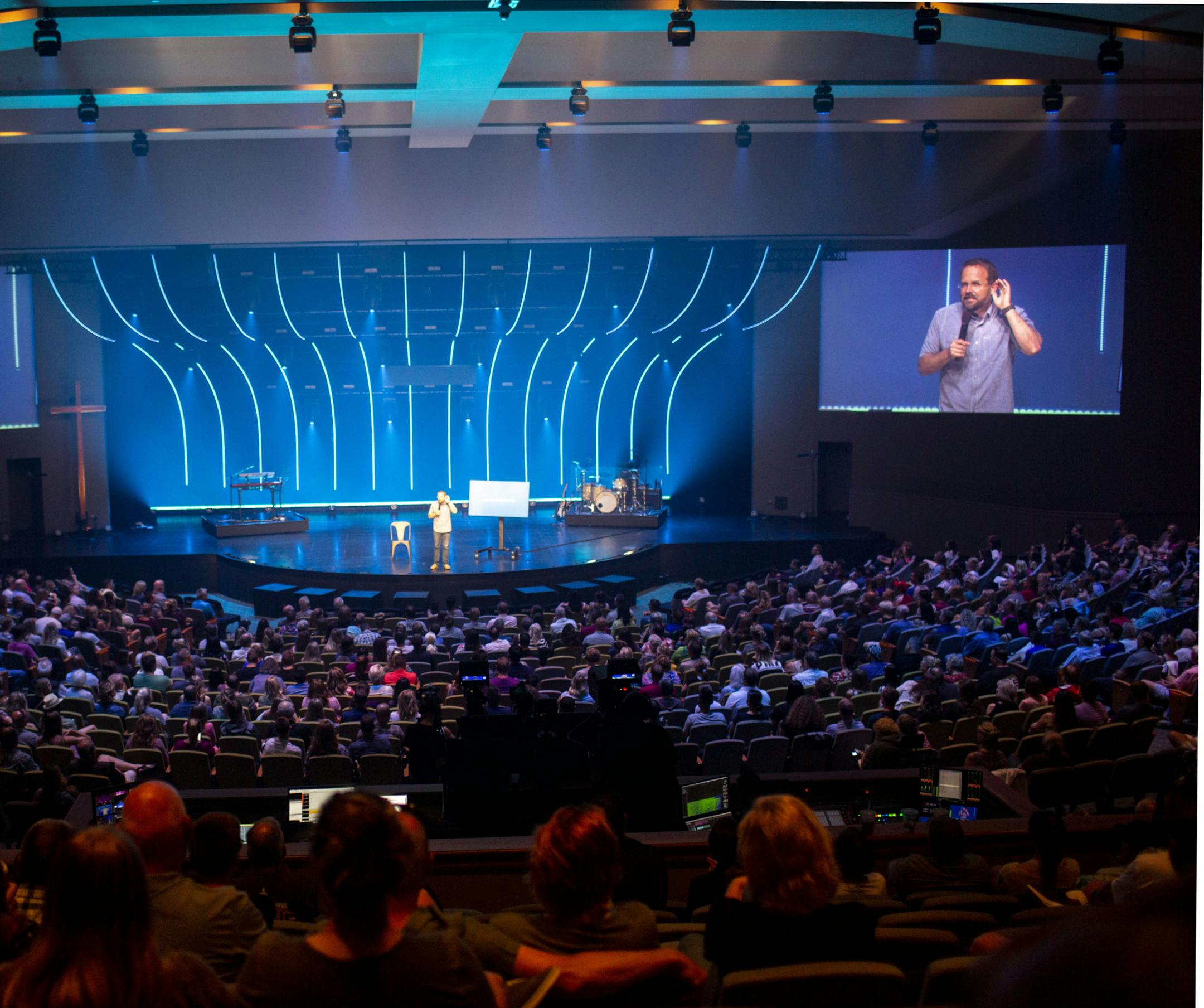 Guest speaker Ted Cunningham gives a message about active listening and the mentions of listening in Scripture during an Eagle Brook Church 11 a.m. service. ] NICOLE NERI &#x2022; nicole.neri@startribune.com BACKGROUND INFORMATION: A church service was held at Eagle Brook Church's Lino Lakes location Sunday, June 30, 2019.