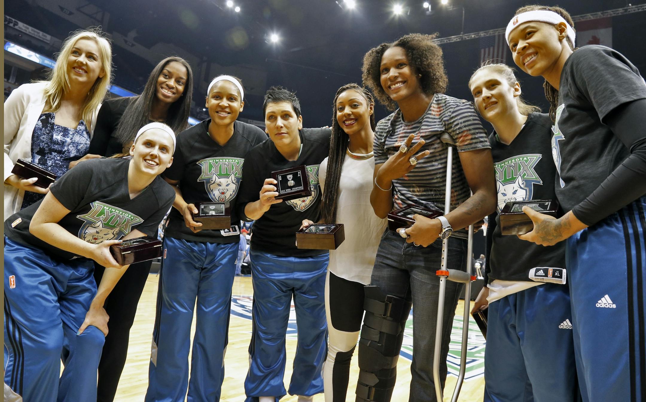 Lynx players celebrated with their championship rings before the staret of the game.
