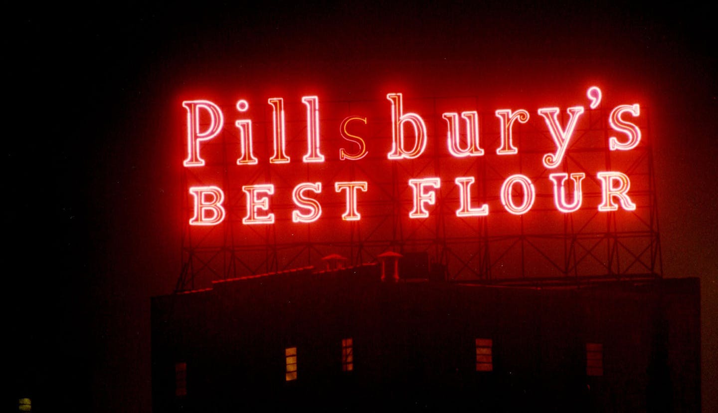 November 13,1988 The flour sign still shines atop the Pillsbury A Mill on the Minneapolis riverfront. ORG XMIT: MIN2015011410461143