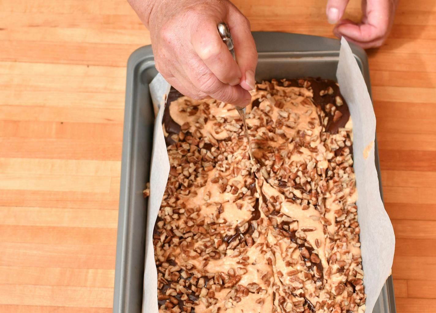 Step by step for Pumpkin Cheesecake Swirl Brownies. ] GLEN STUBBE &#xef; glen.stubbe@startribune.com Thursday, October 12, 2017 Backlash to the pumpkin spice craze arrived in the nick of time (tho still too late for many). But don't give up on pumpkin. Its honest, earthy flavor pairs wonderfully with a not-too-sweet chocolate in Pumpkin Cheesecake Swirl Brownies. Step by step for brownies, then cover shot and inside jump shot for Baking Central