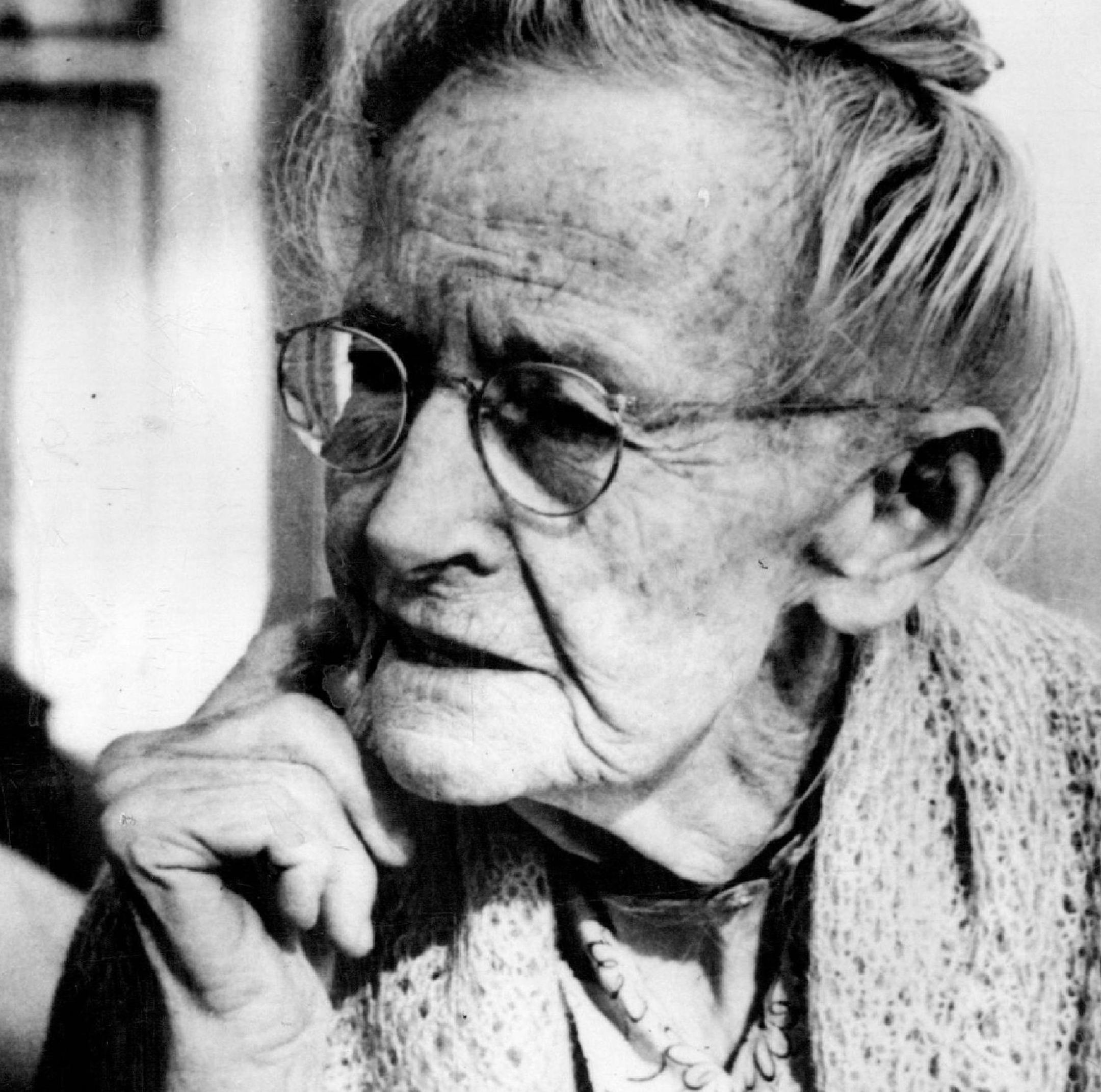 November 25, 1946 Famous Artist At 86 Anna Mary Robertson Moses, better known now as Grandma Moses, who lives on a farm near Hoosick Falls, N.Y. has become one of America's best Talked - of artists. Now 86, Grandma Moses has her paintings in such permanent collections as the Duncan Phillips Gallery, the Los Angeles Museum, the Pasadena Art Institute and the Providence Museum of Art. She started painting her gay and spirited farm landscapes a few years ago. Wide World; Minneapolis Star Tribune