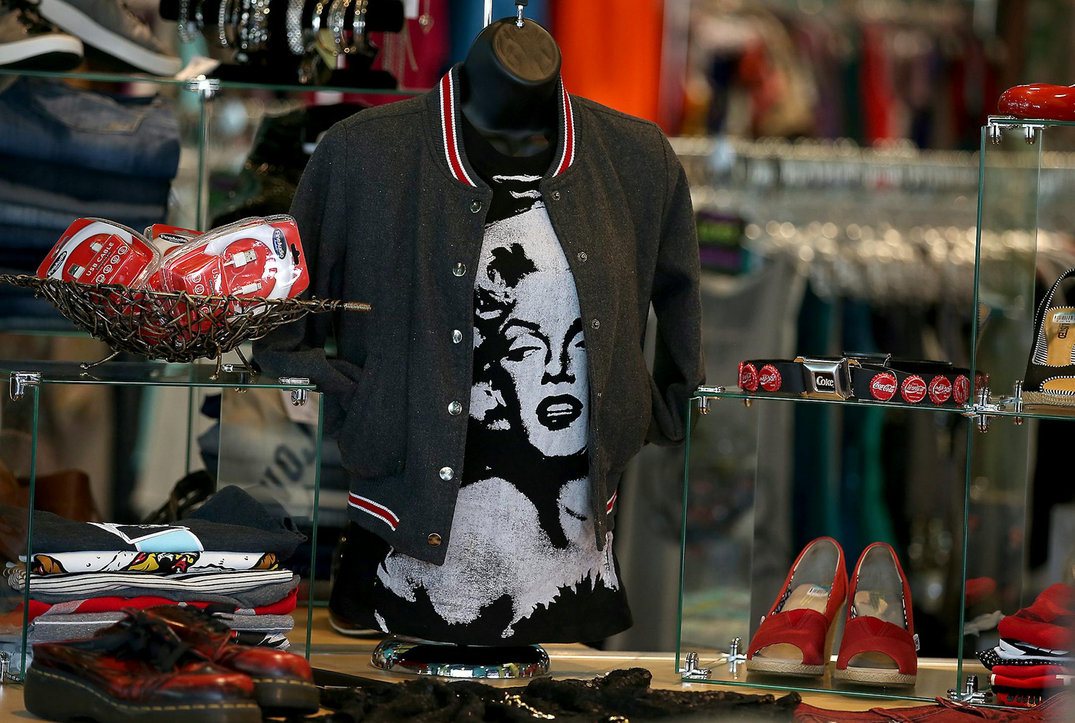 Goodwill is expanding its specialty stores to include Gina + Will in Dinkytown, a store just for college students and young adults. ] (ELIZABETH FLORES/STAR TRIBUNE) ELIZABETH FLORES • eflores@startribune.com