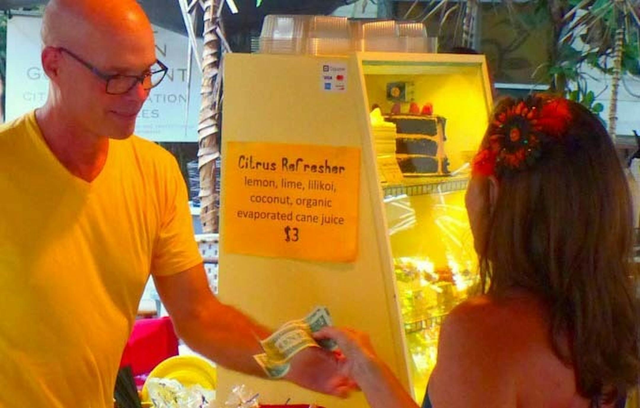 Bananarama Bakery at the Night Market at Kaimu, Hawaii.