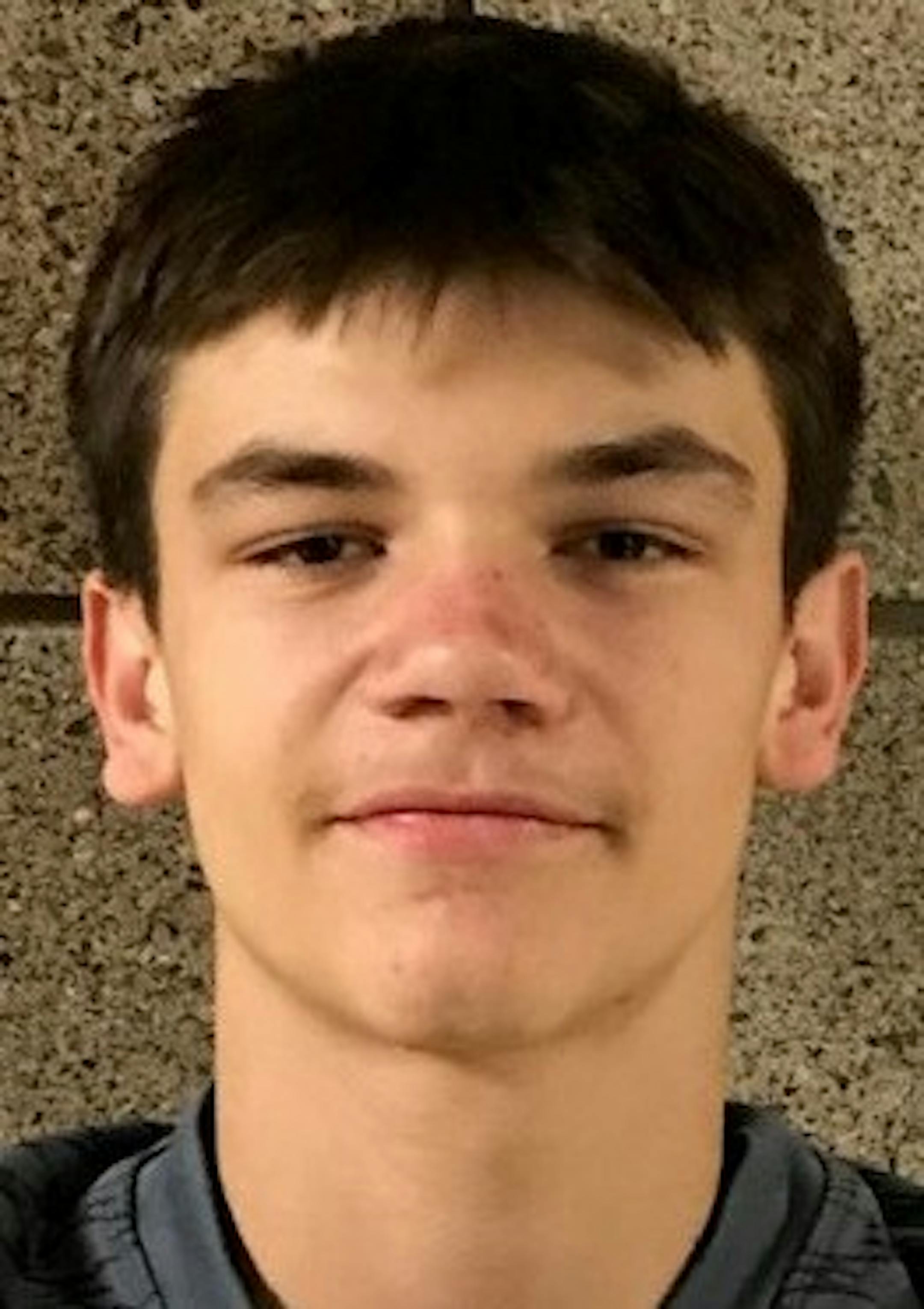 Patrick Hott, Mpls. Henry football, jr., 2018-19