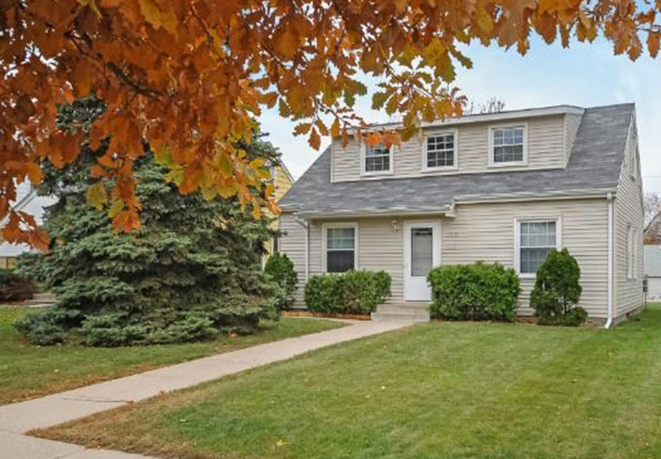 ... Minneapolis
Built in 1950, this three-bedroom, one-bath house located in the Armatage neighborhood has 1,483 finished square feet and features an upper level master bedroom with walk-in closet and dormer, updated eat-in kitchen, hardwood floors, full partially-finished basement, one-car detached garage and partially fenced yard near Armatage Park. Listed by Tyler Miller, Edina Realty, 612-750-1368.