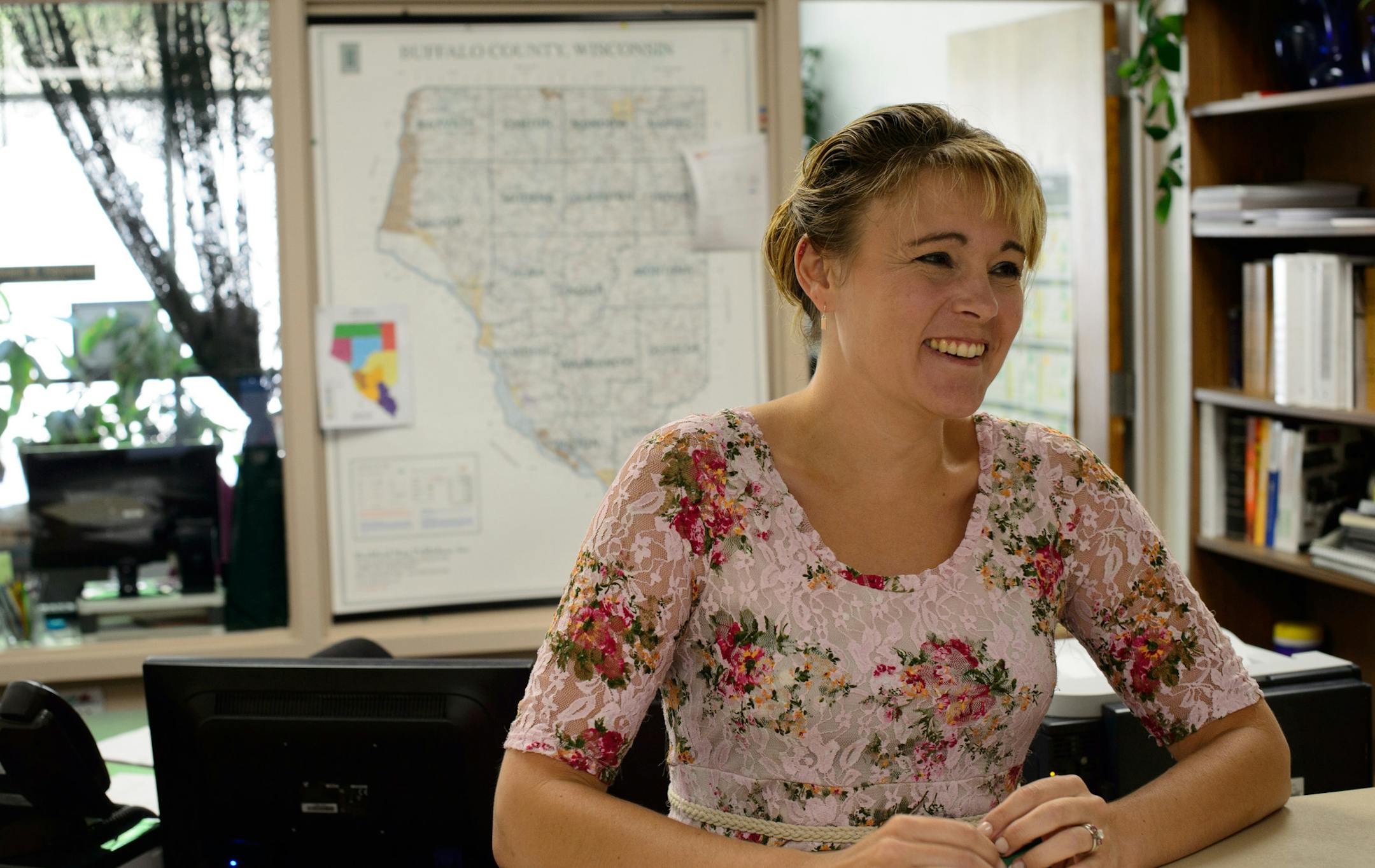 Roxann Halverson clerk of Buffalo County, in Alma Wisconsin, was ready and waiting for the first same sex couples to apply for a marriage license. A recent court decision legalized same sex marriage. Tuesday June 9, 2014 ] GLEN STUBBE * gstubbe@startribune.com EDS: Roxann is cq