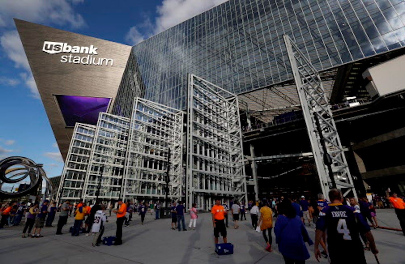 Fans entered through the large opened gates at US Bank Stadium before Thursday night's game.           ] CARLOS GONZALEZ  cgonzalez@startribune.com - September 1, 2016, Minneapolis, MN, US Bank Stadium, NFL, Minnesota Vikings vs. Los Angeles Rams ORG XMIT: MIN1609011841200171