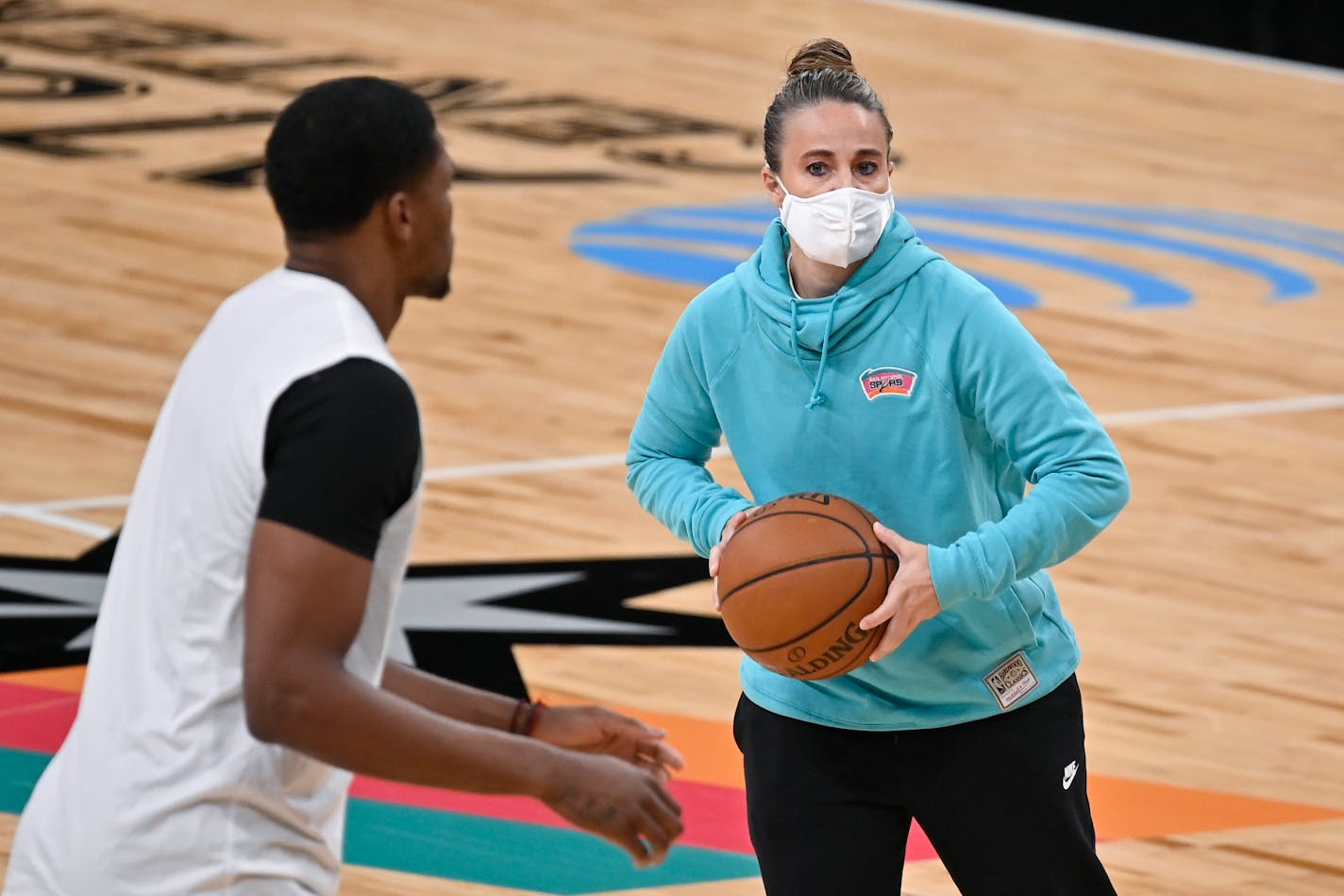 San Antonio Spurs assistant coach Becky Hammon runs drills with forward Rudy Gay before the team's game against the Lakers on Jan. 1.