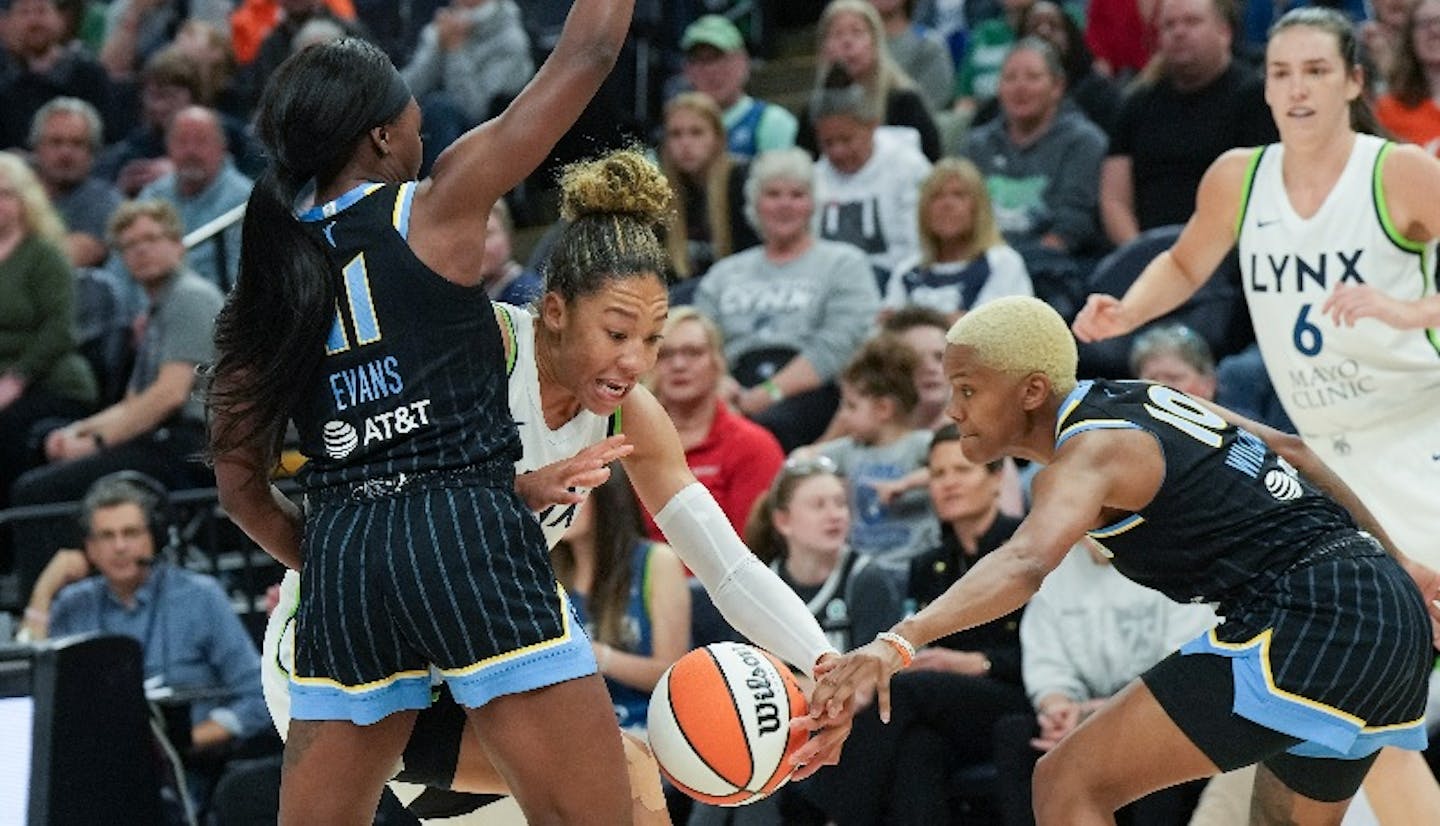 Lynx agree to terms with free agent Courtney Williams, trade for ...