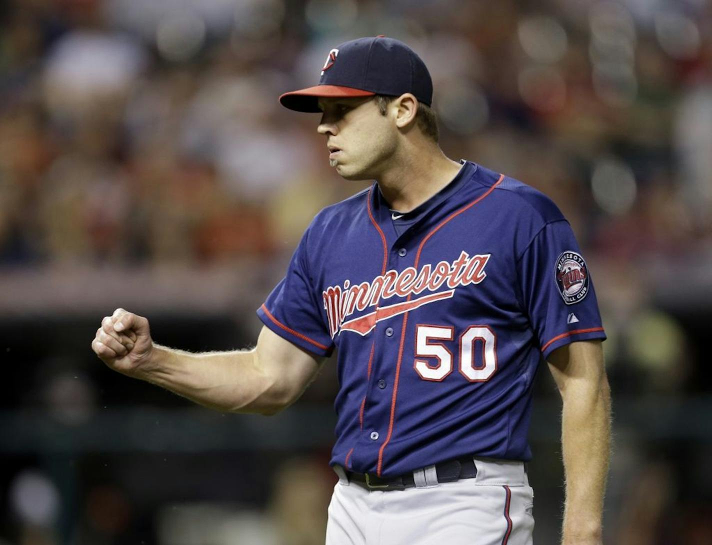 Minnesota Twins relief pitcher Casey Fien