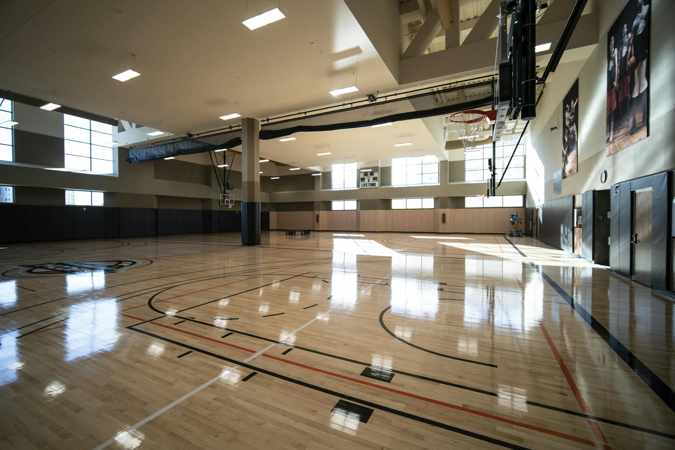 Basketball courts at the new Lifetime Fitness at Southdale Center in Edina, Minn., on Monday, December 2, 2019. ] RENEE JONES SCHNEIDER &#xa5; renee.jones@startribune.com