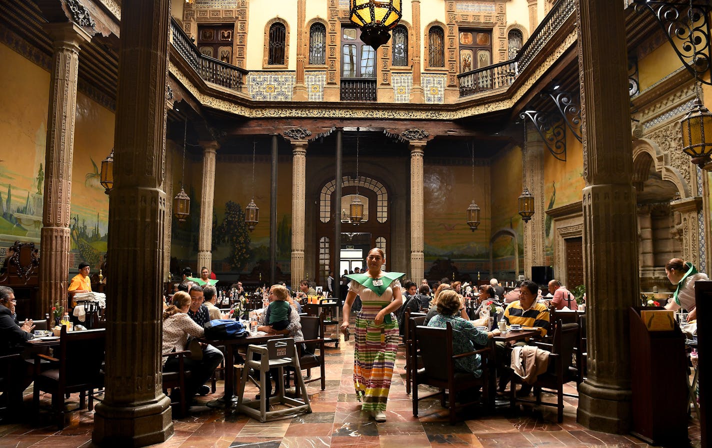 A view of Sanborn's in the Casa de los Azulejos in Mexico City on February 15, 2018. (Wally Skalij/Los Angeles Times/TNS) ORG XMIT: 1242223