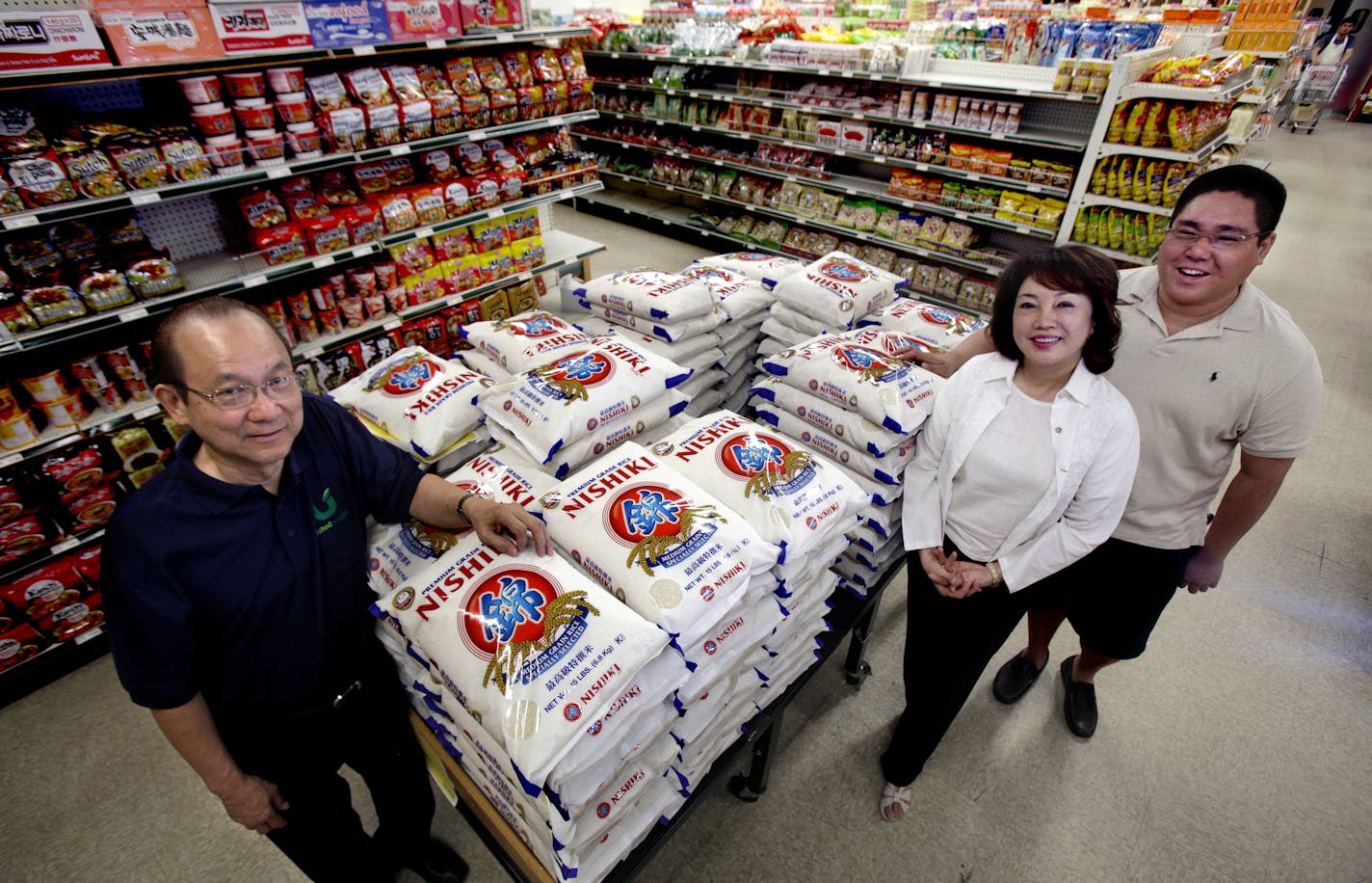 Owners Ramon Tan (left), Alice Fung and Eric Fung in Minneapolis, MN on June 27, 2013. ] JOELKOYAMA&#x201a;&#xc4;&#xa2;joel koyama@startribune