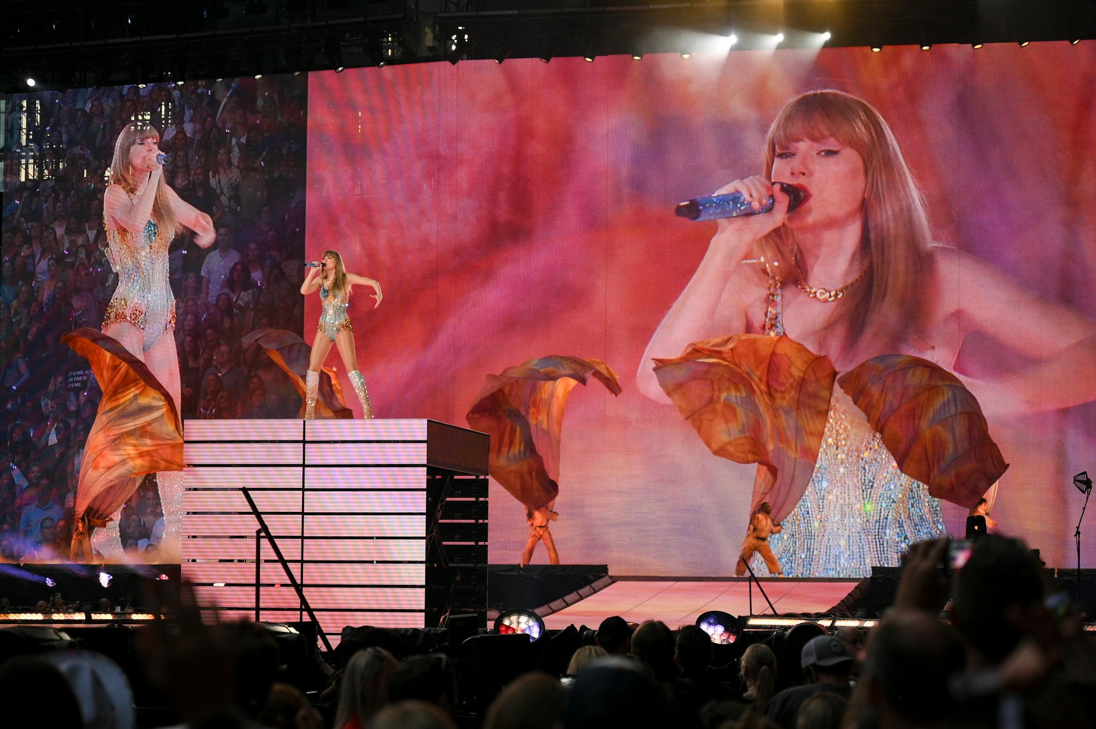 Taylor Swift performs Friday, June 23, 2023, at US Bank Stadium in Minneapolis, Minn. ] AARON LAVINSKY • aaron.lavinsky@startribune.com