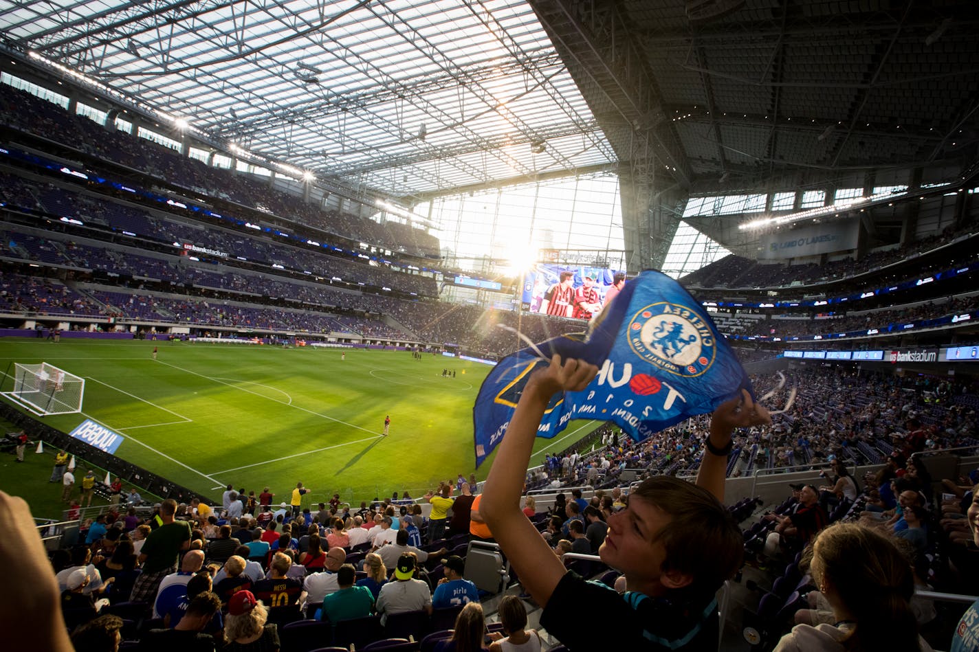 Fans cheered for a soccer match between Chelsea F.C. and A.C. Milan in 2016. U.S. Bank Stadium is under consideration to host World Cup matches in 2026.