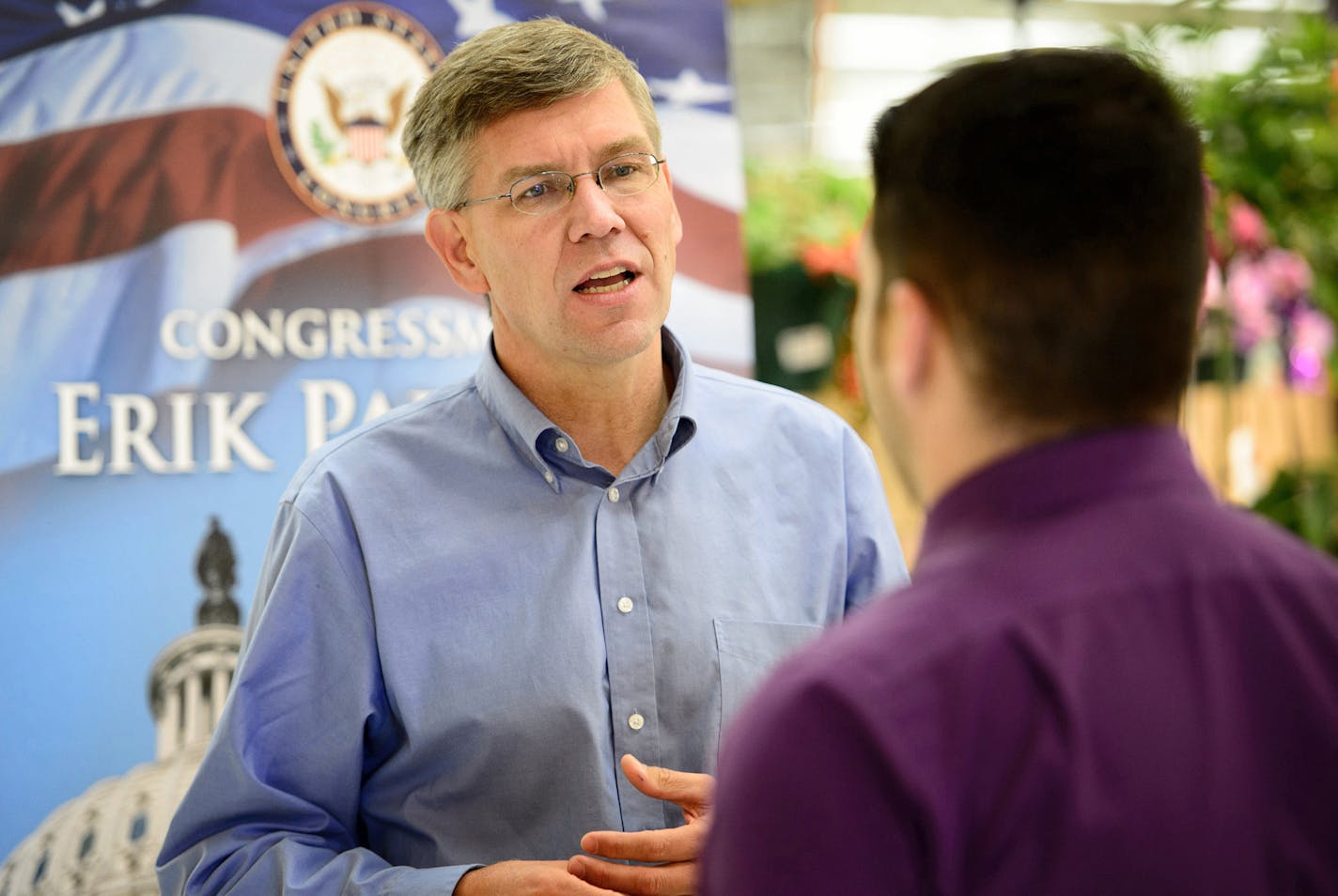 Rep. Erik Paulsen spoke with voters at the Cub Foods in Champlin as part of Congress On Your Corner. ] GLEN STUBBE * gstubbe@startribune.com Thursday, October 15, 2015 ORG XMIT: MIN1510151350200693 ORG XMIT: MIN1604071907326116