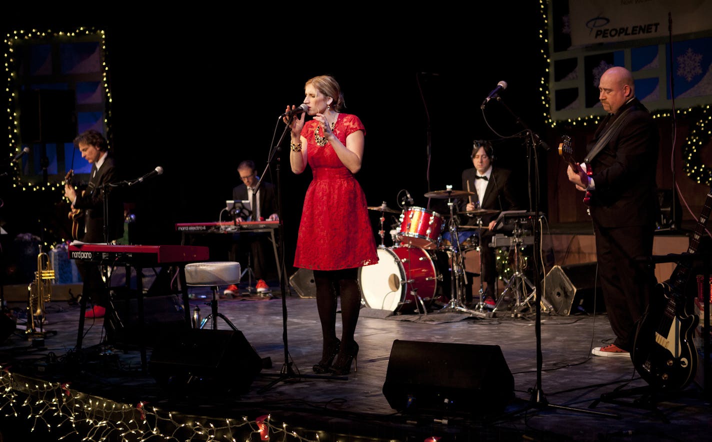 Photo by by Jodi O'Shaughnessy Olson Alison Scott performs her Christmas show at Mayo Civic Theater Dec. 5, 2013. Kevin Bowe on guitar, Charlie Peterson on keys, Peter Anderson on drums, Justin Rieken on bass, and Scott.