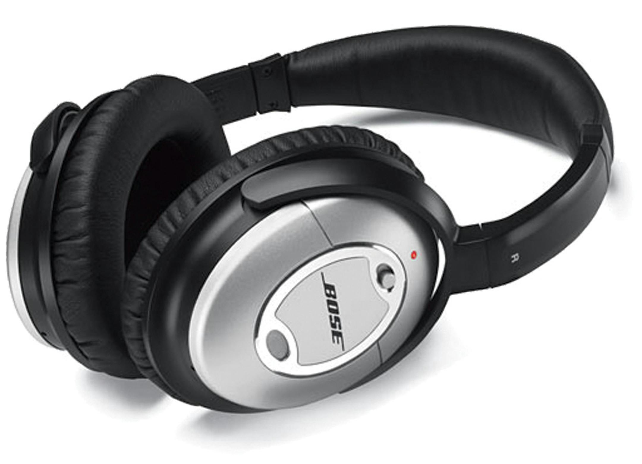 College life can be noisy, to put it mildly. Bose QuietComfort 3 Acoustic Noise Canceling headphones offer superior sound while also blocking out background noise. (Bose/MCT) ORG XMIT: 1092954