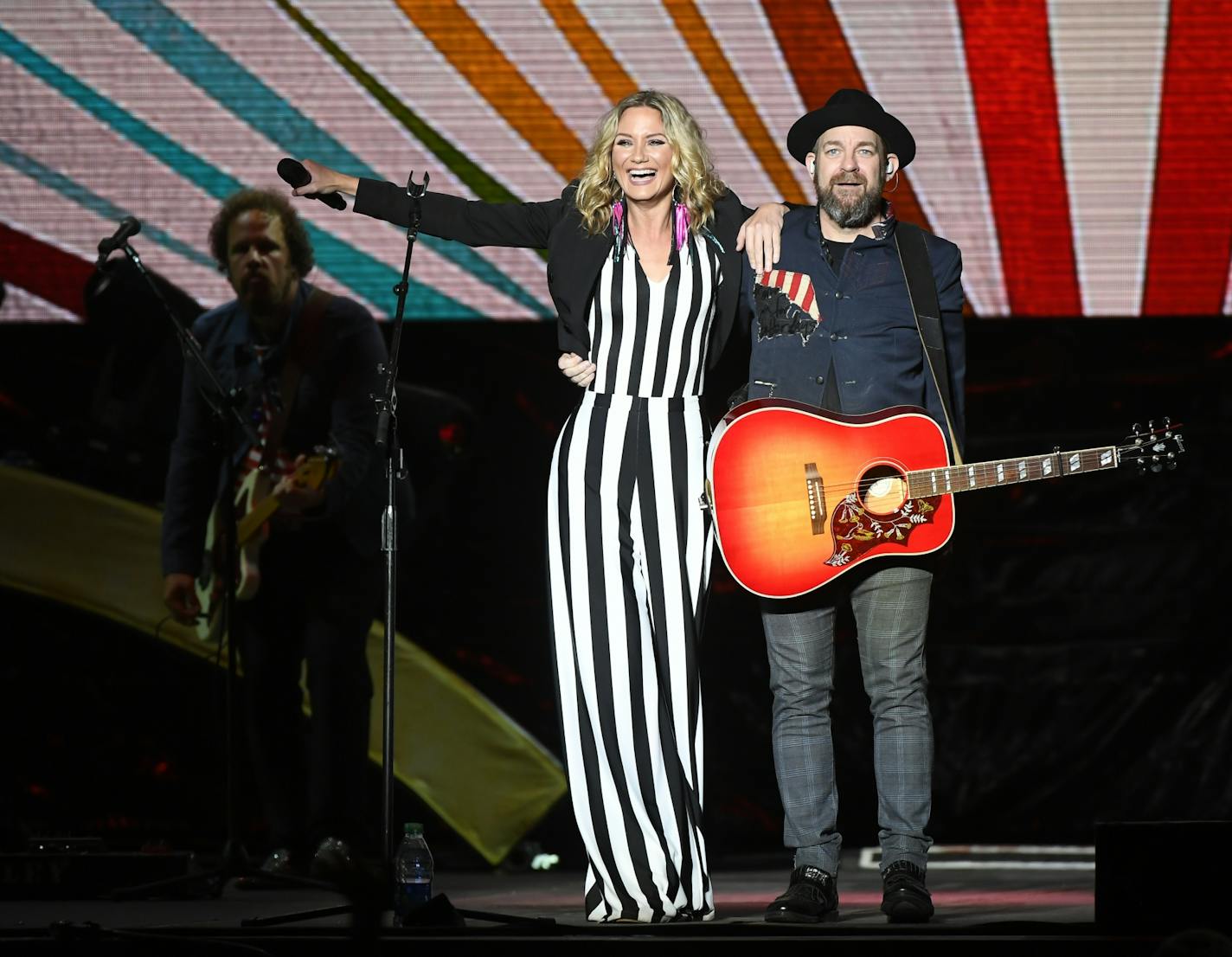 Sugarland's Jennifer Nettles and Kristian Bush performed Friday night at the Grandstand.