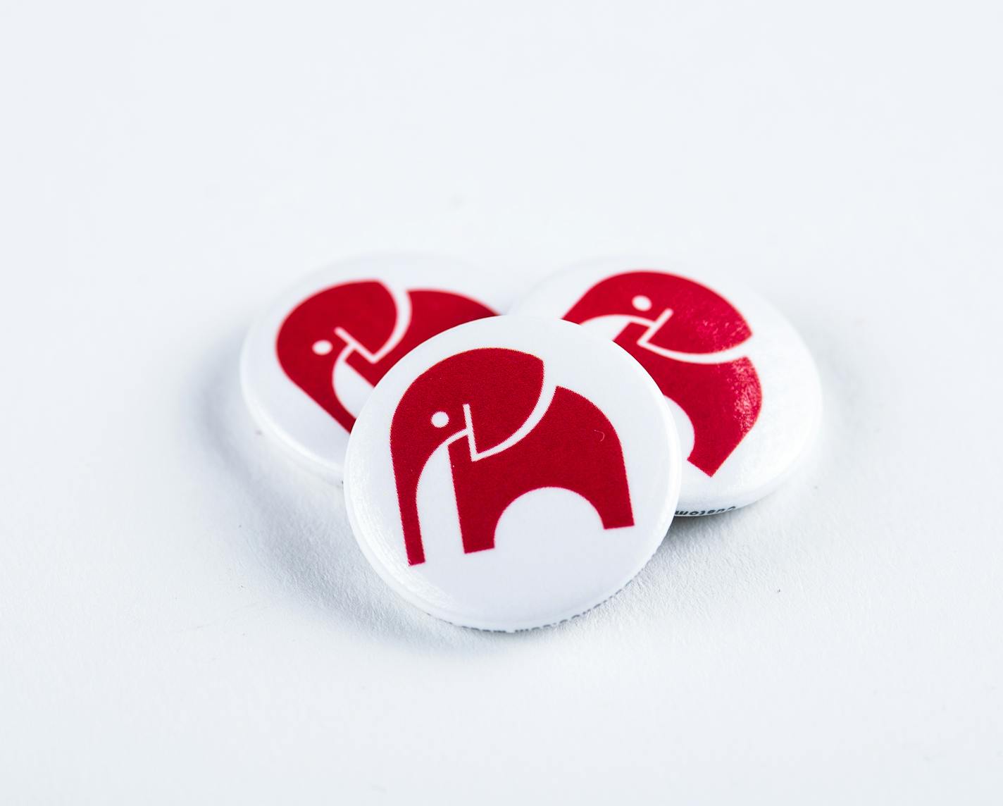 Vote Buttons. ] (AARON LAVINSKY/STAR TRIBUNE) aaron.lavinsky@startribune.com Vote Buttons.