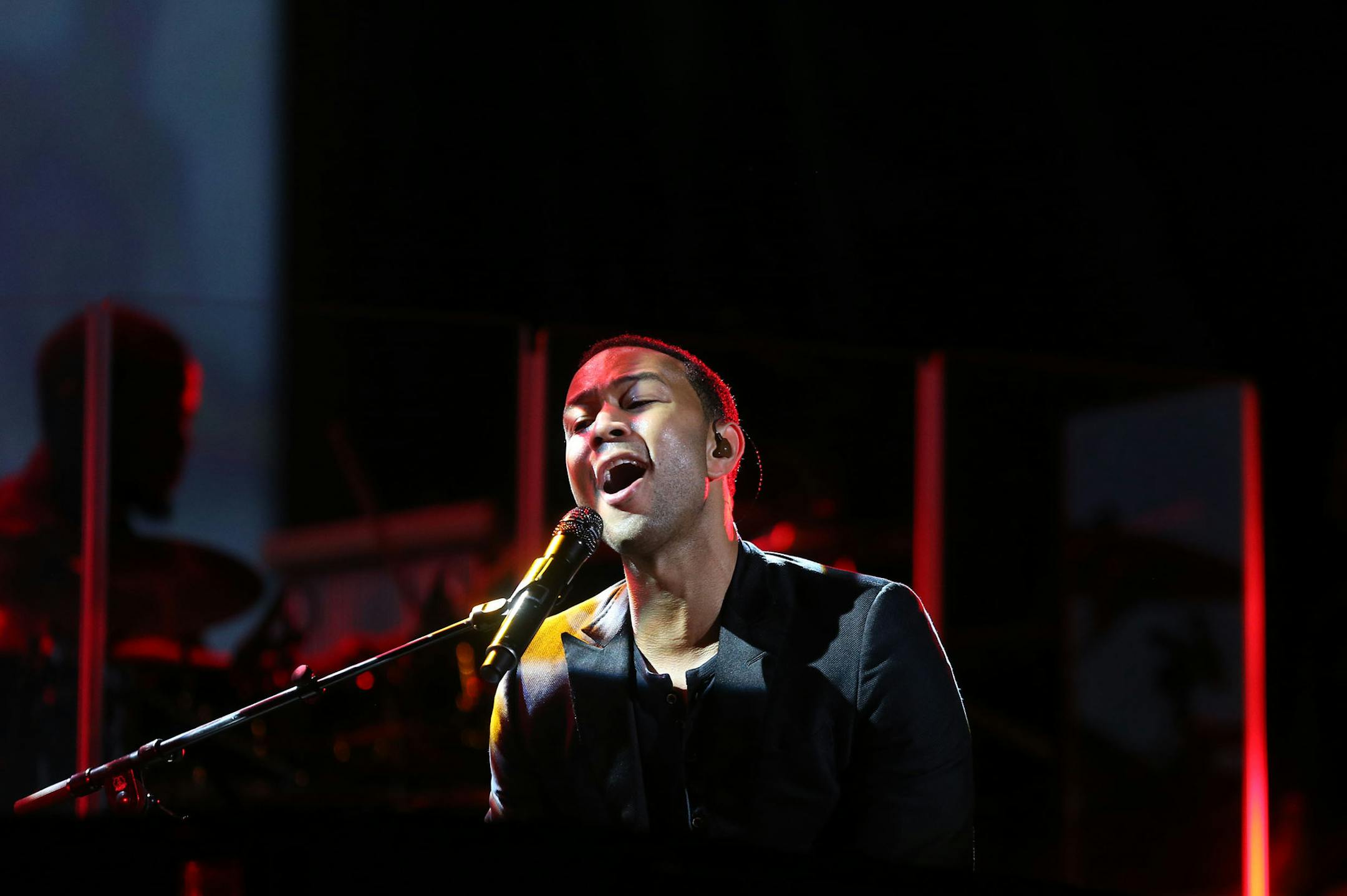 John Legend performed at The State Theater in Minneapolis, Min., Tuesday, November 19, 2013. ] (KYNDELL HARKNESS/STAR TRIBUNE) kyndell.harkness@startribune.com