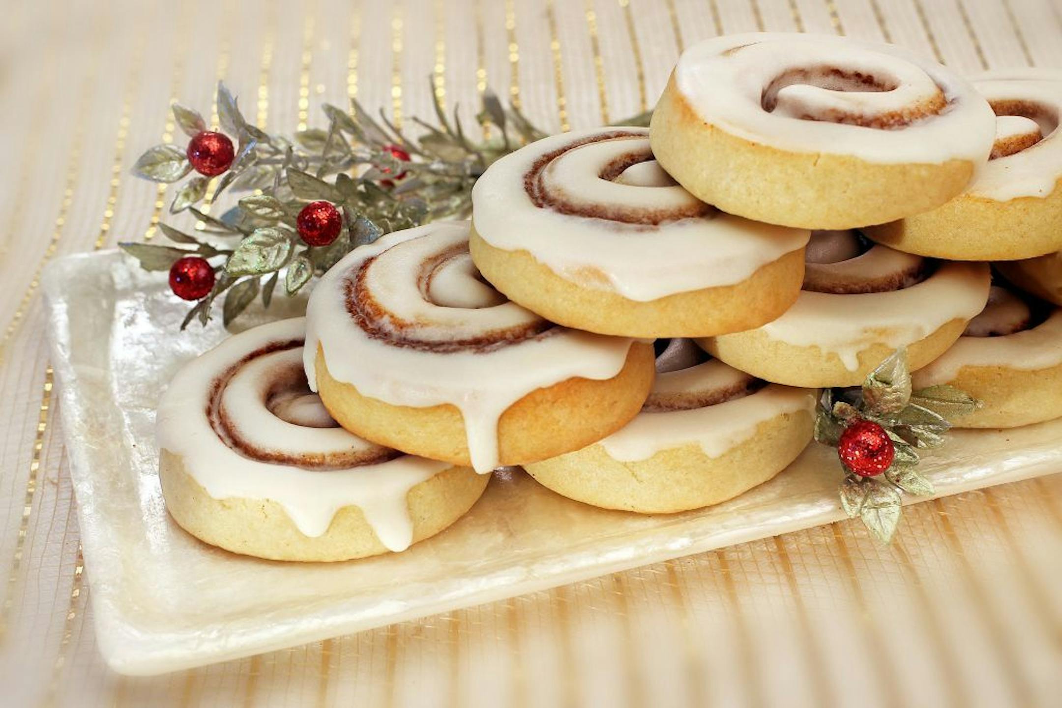 Cinnamon Bun Cookies [ 2013 winners in Taste holiday cookie contest: Winner:� Cappuccino Flat Finalists: �Candy Cane Sugar Cookies, Cinnamon Bun Cookies, Orange-Almond Melting Moments, Hot Cocoa Cookies Photos by Tom Wallace, styled by Lee Dean October 29, 2013