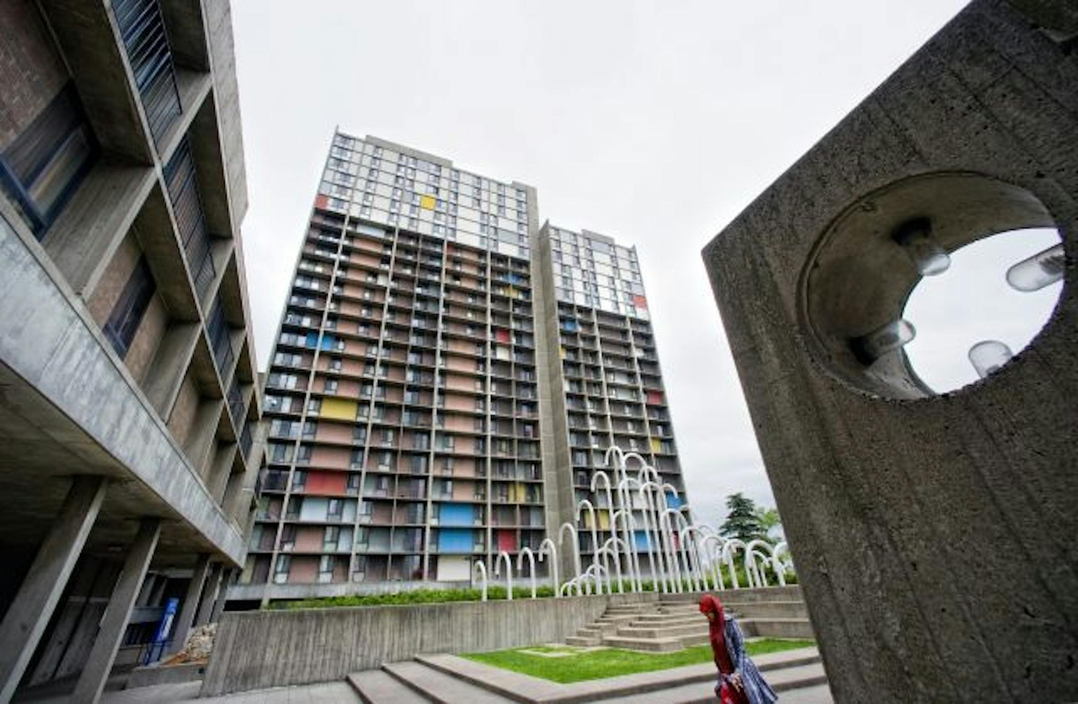 Riverside Plaza Apartments will be undergoing a $90 million renovation to fix severe plumbing problems and to restore Ralph Rapson's original color scheme of primary colors to the structure panels.