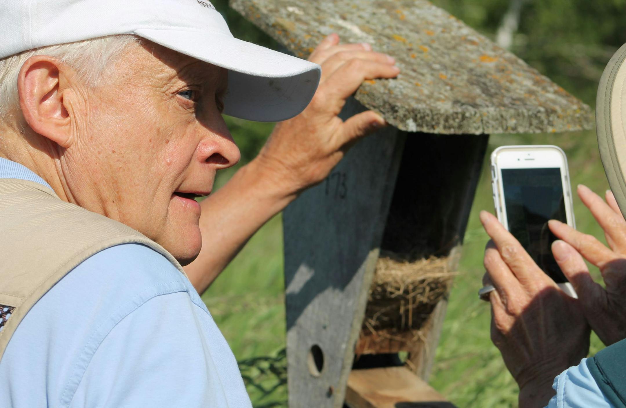 Naturalist and volunteer Matt Schuth leads popular walks at the Minnesota Landscape Arboretum.