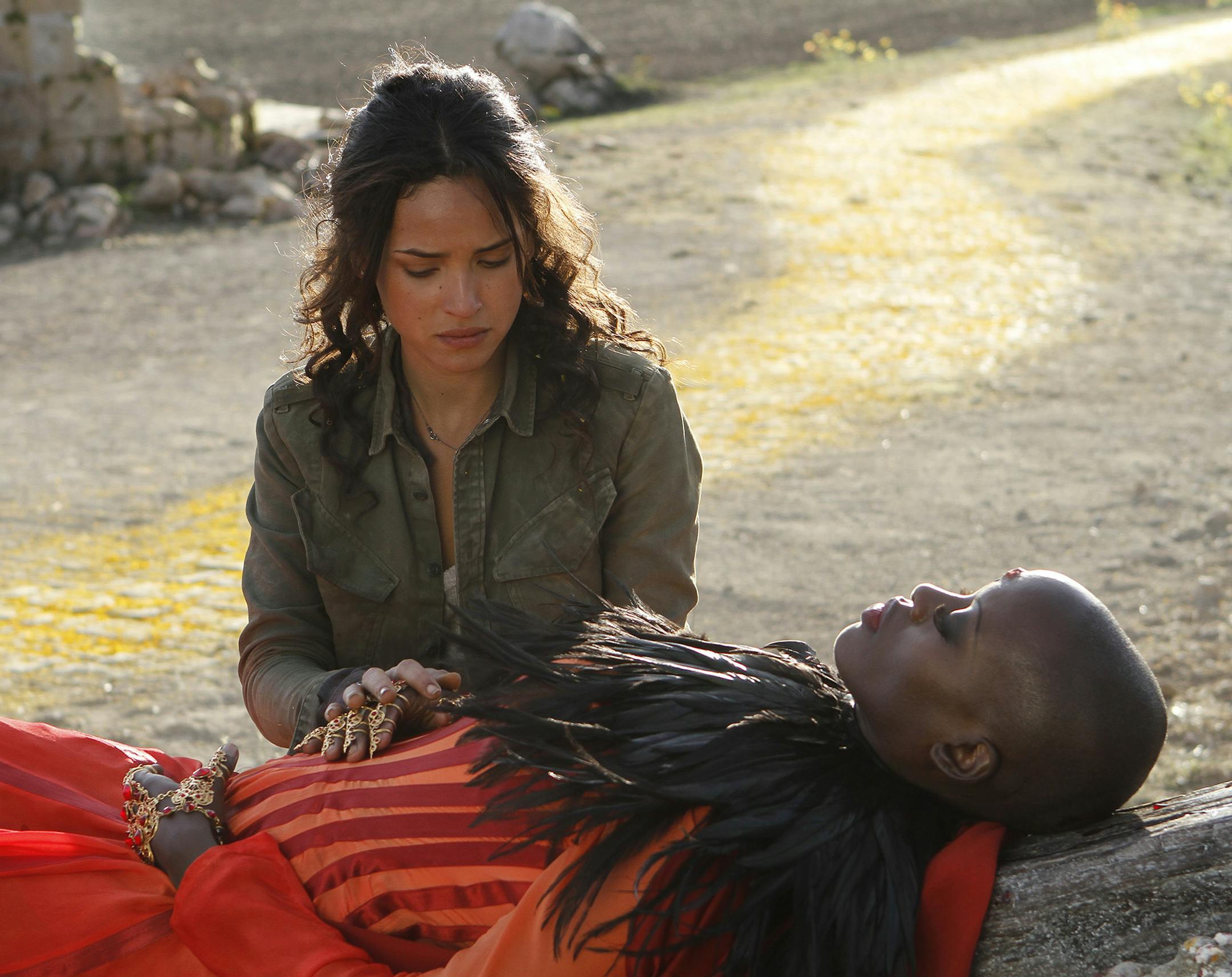 Adria Arjona as Dorothy, Florence Kasumba as Wicked Witch of the East in "Emerald City." -- (Photo by: Rico Torres/NBC) ORG XMIT: Season:1