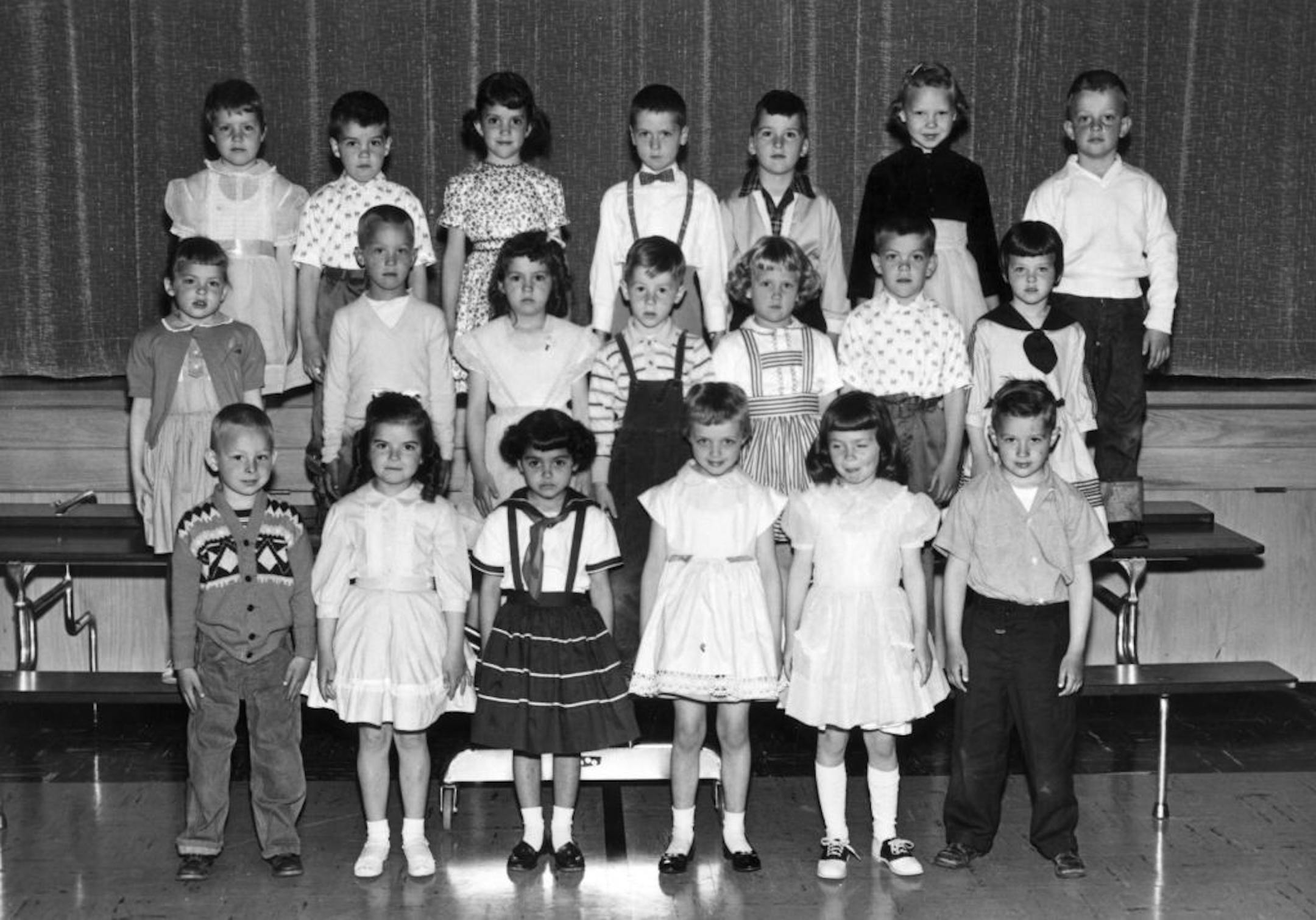 A class photo shows children lined up by height. Where you stand is up to your genes.