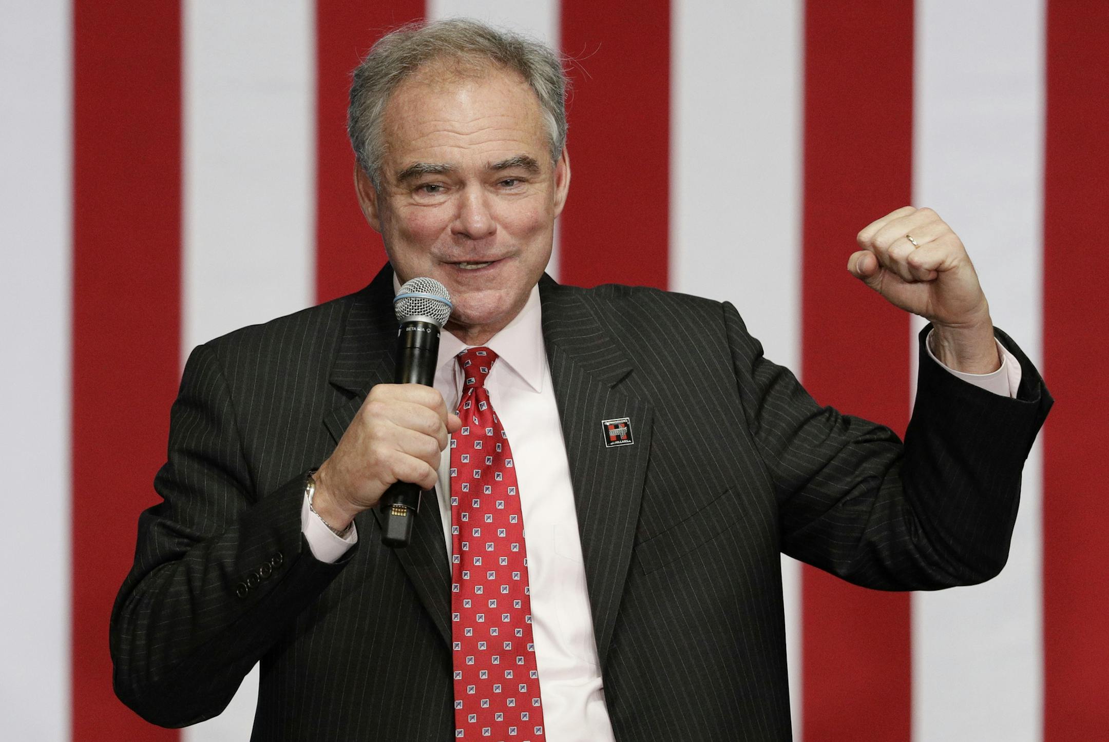 Democratic vice presidential candidate, Sen. Tim Kaine, D-Va. speaks at the Local 525 Plumbers and Pipefitters training center, Monday, Aug. 22, 2016, in Las Vegas. (AP Photo/John Locher)