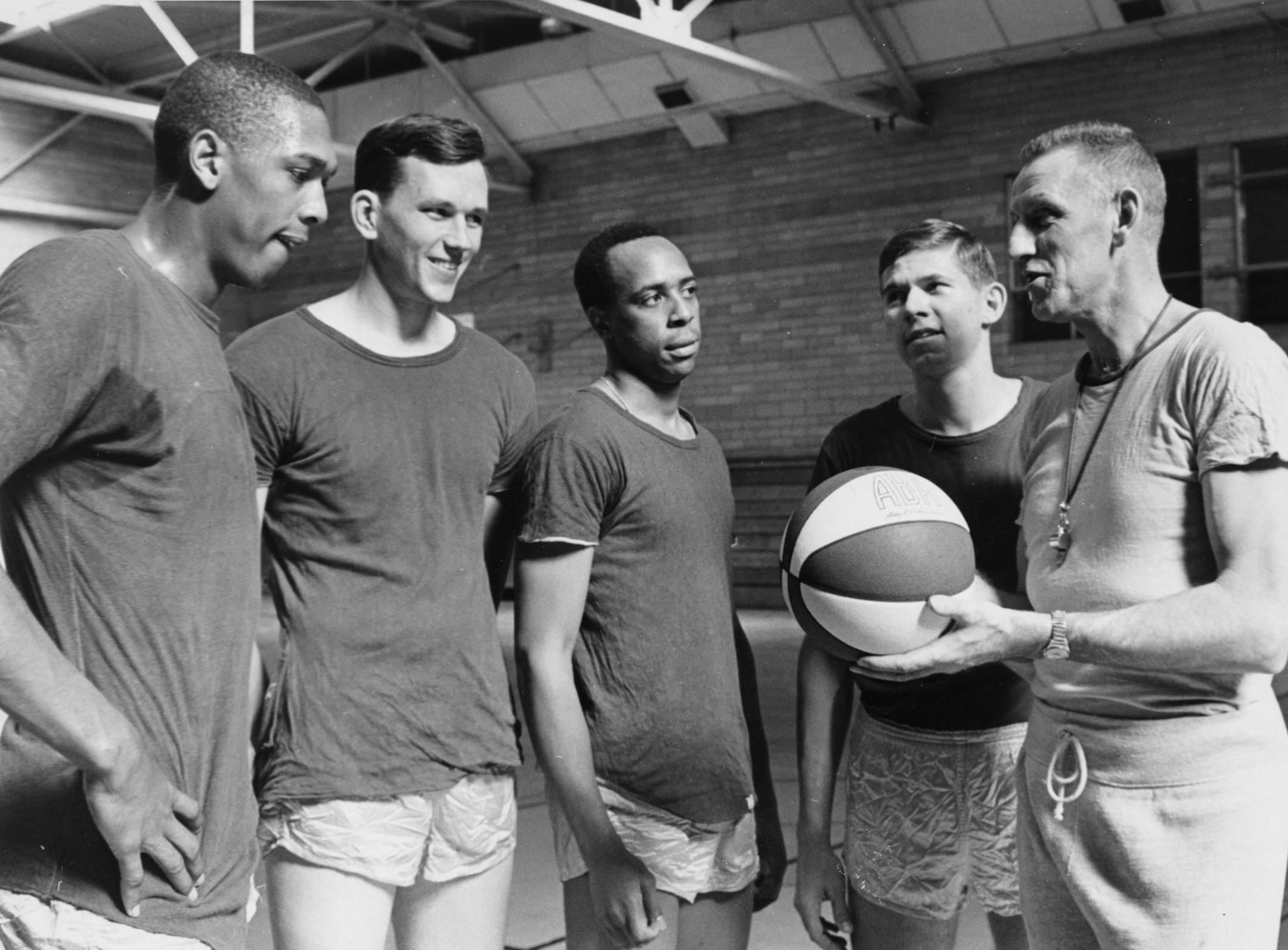 Muskie's coach Jim Pollard and four starters (from left), Mel Daniels, Skip Thoren, Don Freeman and Ron Perry. ORG XMIT: MIN2013061919282541