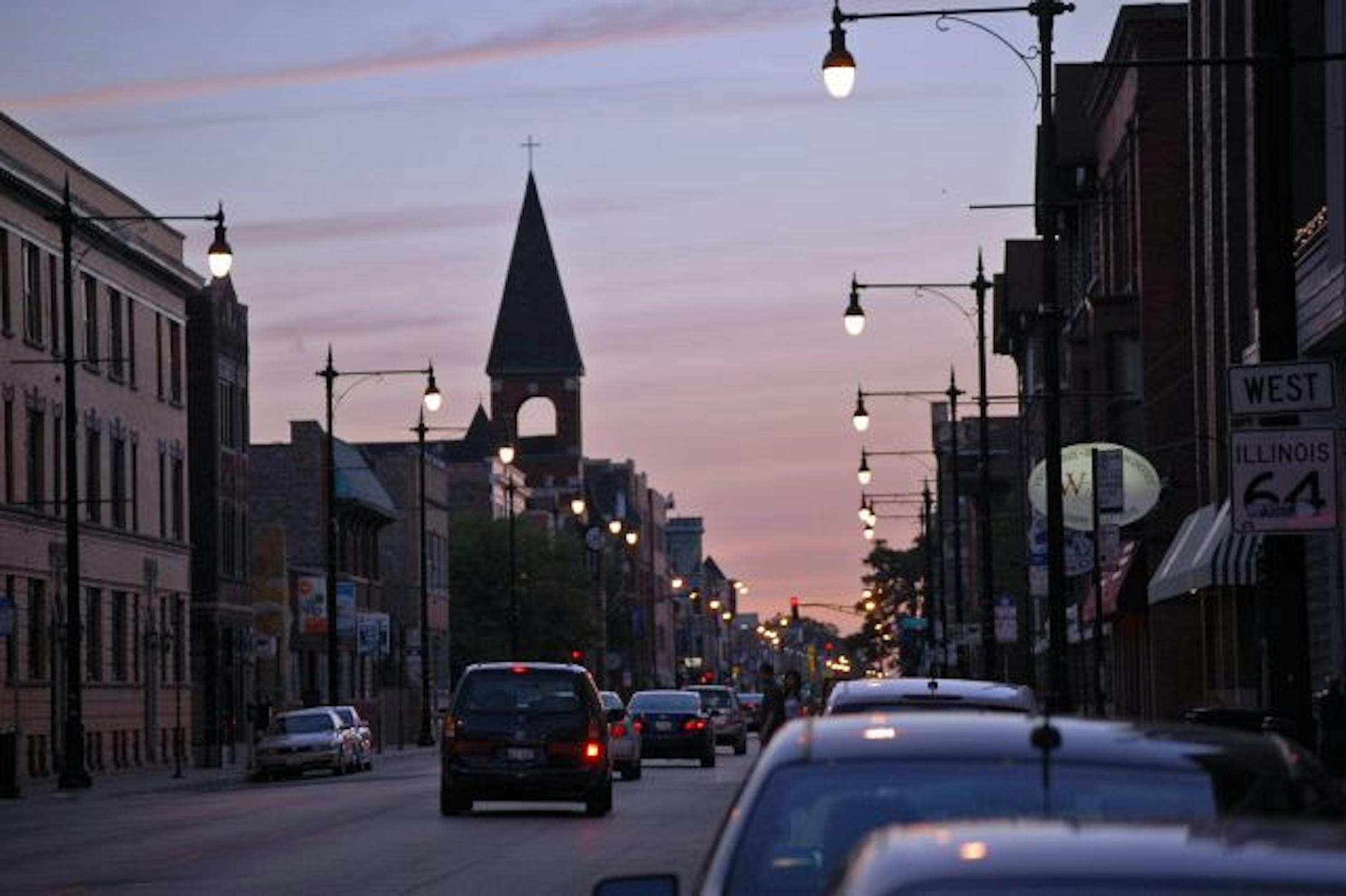 North Avenue at dusk in Wicker Park, a once rough and tumble now trendy neighborhood for Chicago hipsters west of downtown.