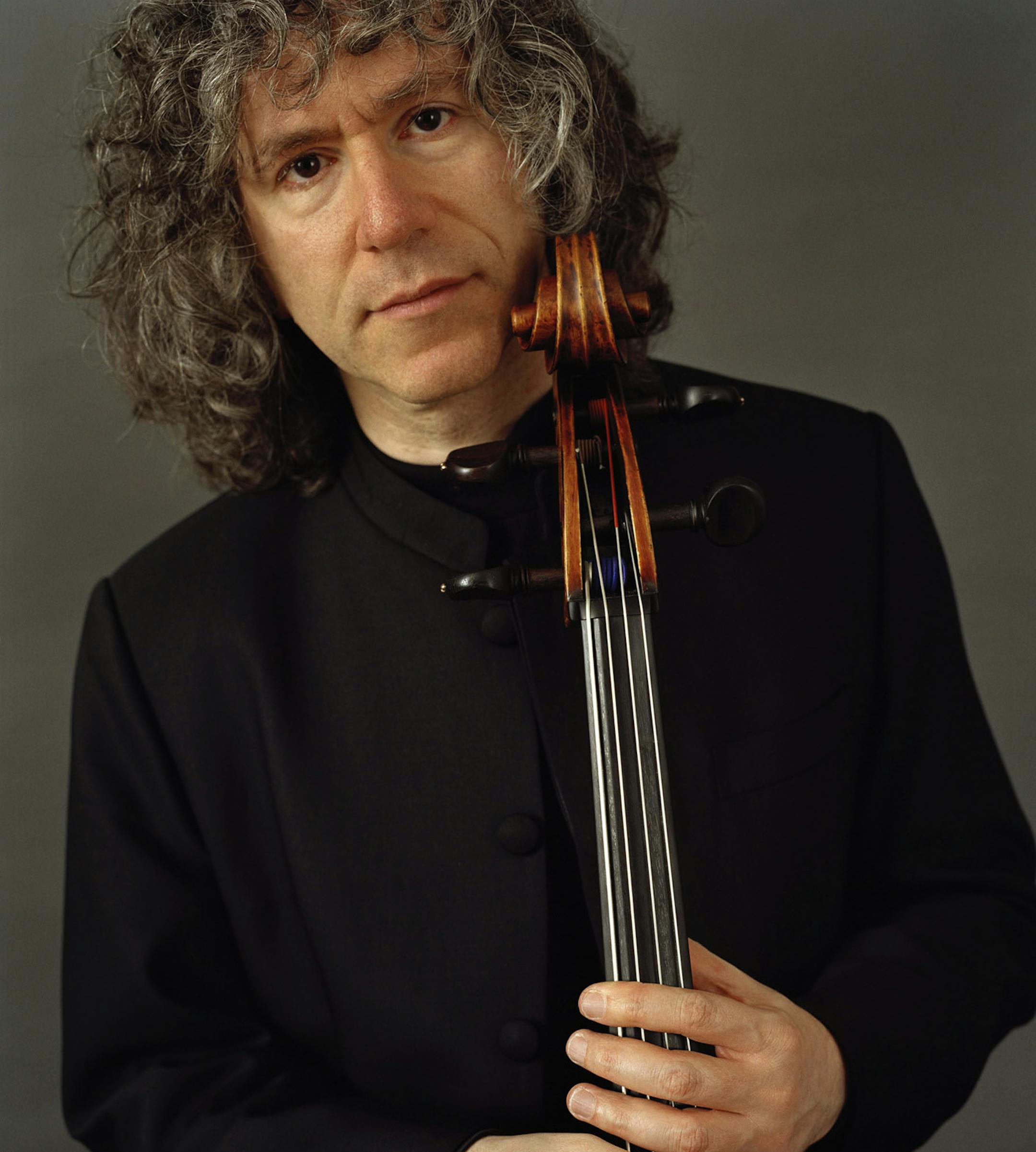 Steven Isserlis Photo © Tom Miller For further information please contact Tom Miller at (44) 020 7609 4007. tom@tommiller.co.uk ORG XMIT: MIN2013050915491725