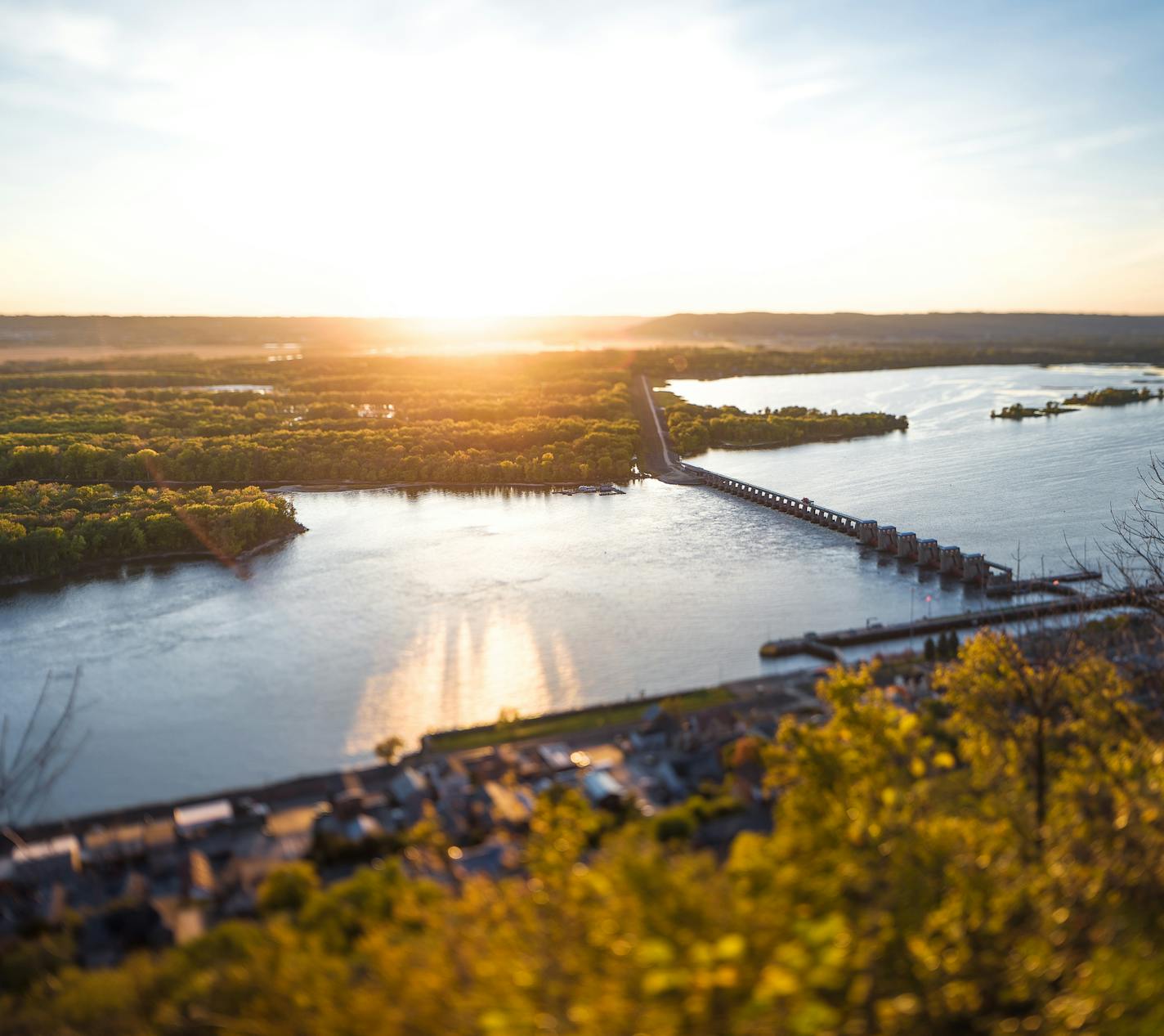 Great River Road, Mississippi River, fall color Panoramic Sunset at Buena Vista Park Overlook 3 ORG XMIT: 3639831020-O