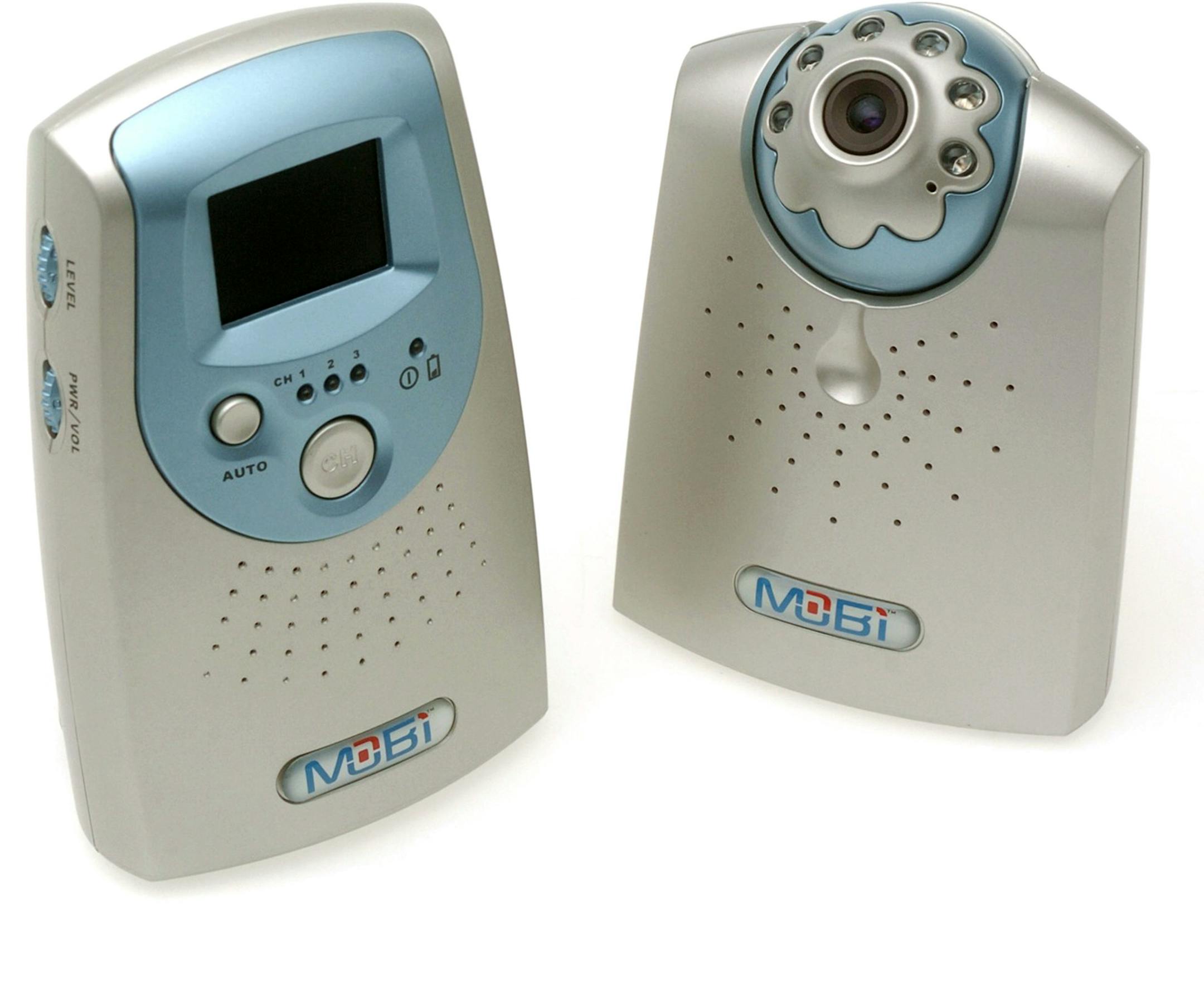 Eric Quint stumbled into his career as a childproofer six years ago when a cousin showed him all the precautions he'd installed to keep his baby safe. Video baby monitor helps keep kids safe. (Renee Bonnafon/Sacramento Bee/MCT) ORG XMIT: 1047893