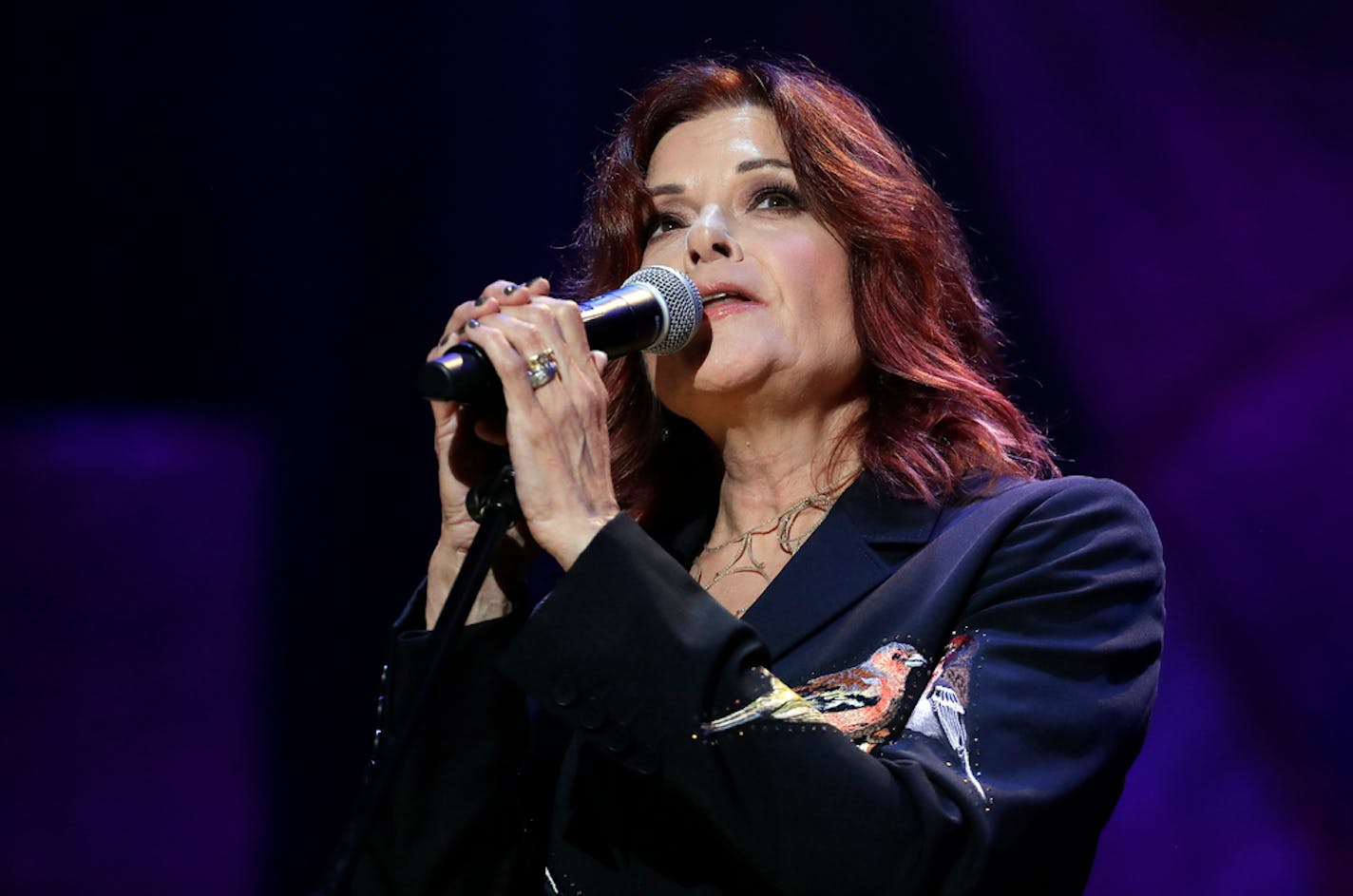 Rosanne Cash will return to the Guthrie Theater on Monday.