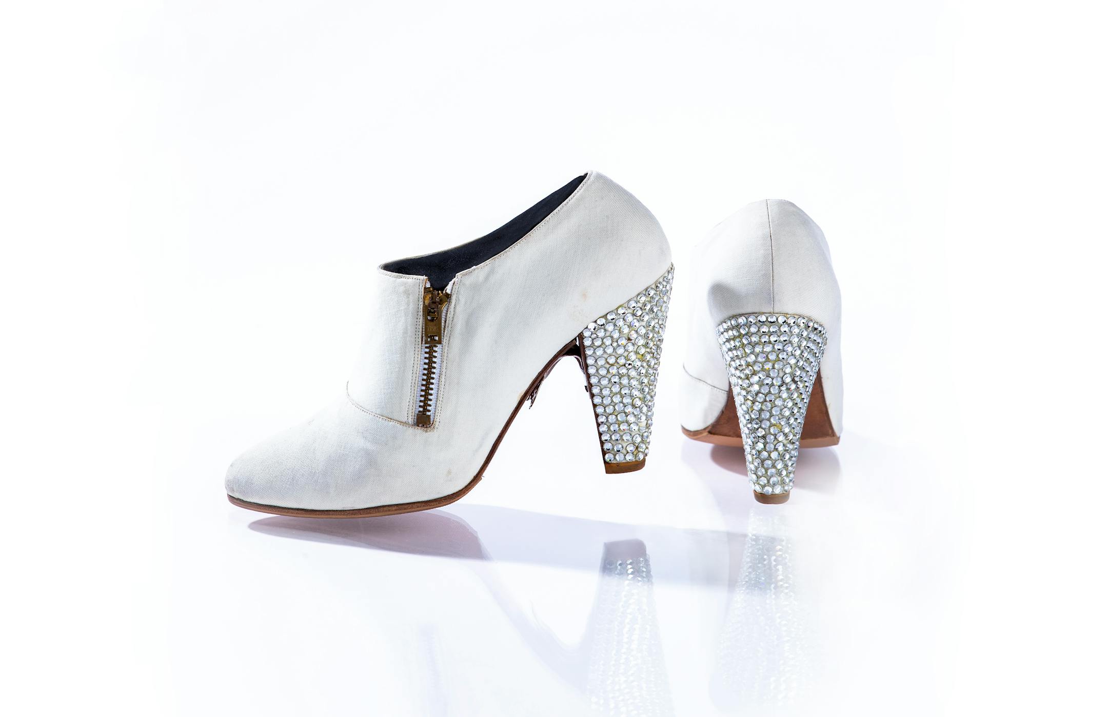 Prince donned these reinforced, gem-studded white shoes throughout his 2004 Musicology Live 4ever
