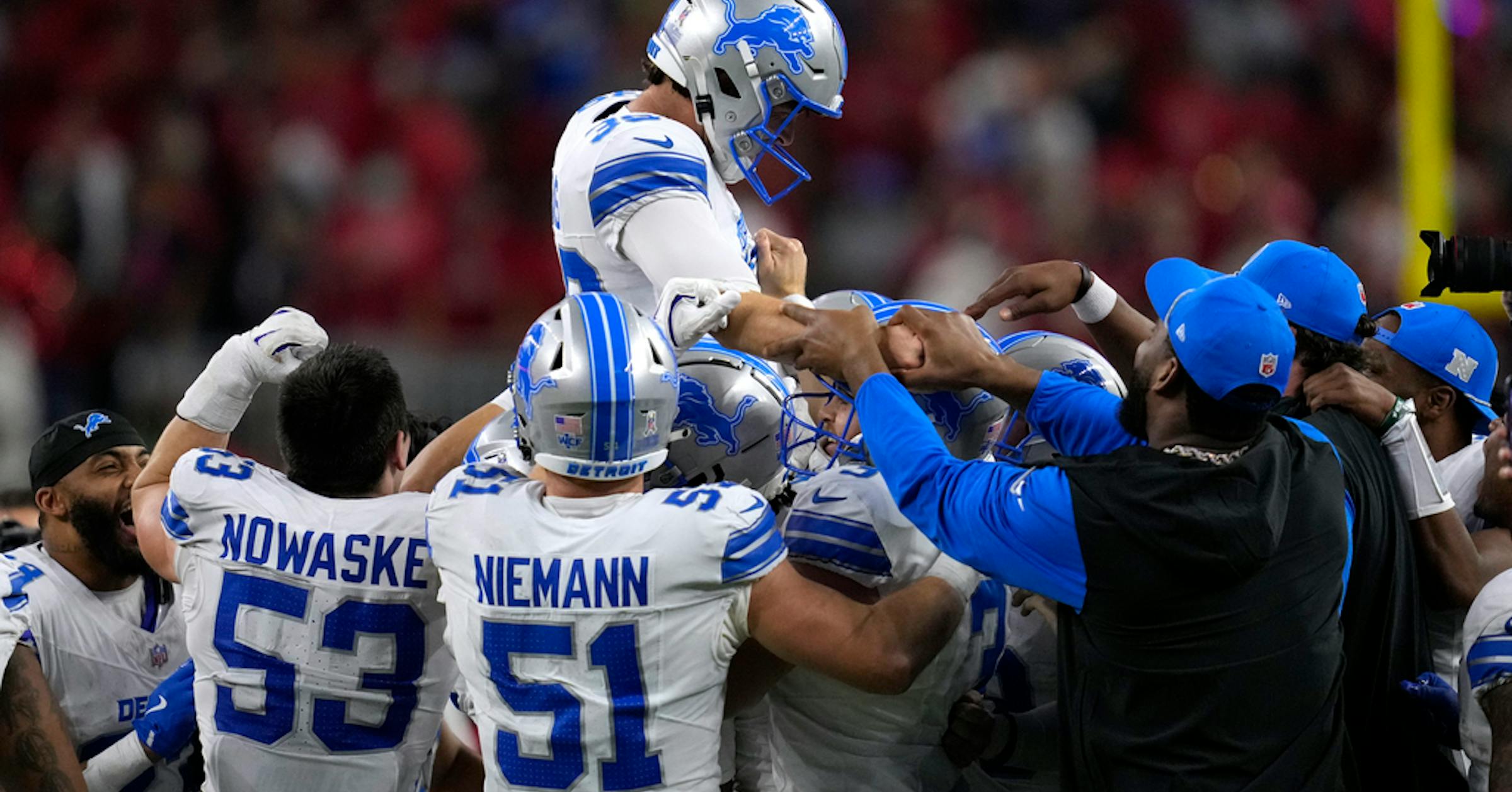 Jake Bates makes 52-yarder as time expires, Lions overcome Jared Goff’s 5 INTs to beat Texans 26-23 Jake Bates makes 52-yarder as time expires, Lions overcome Jared Goff’s 5 INTs to beat Texans 26-23