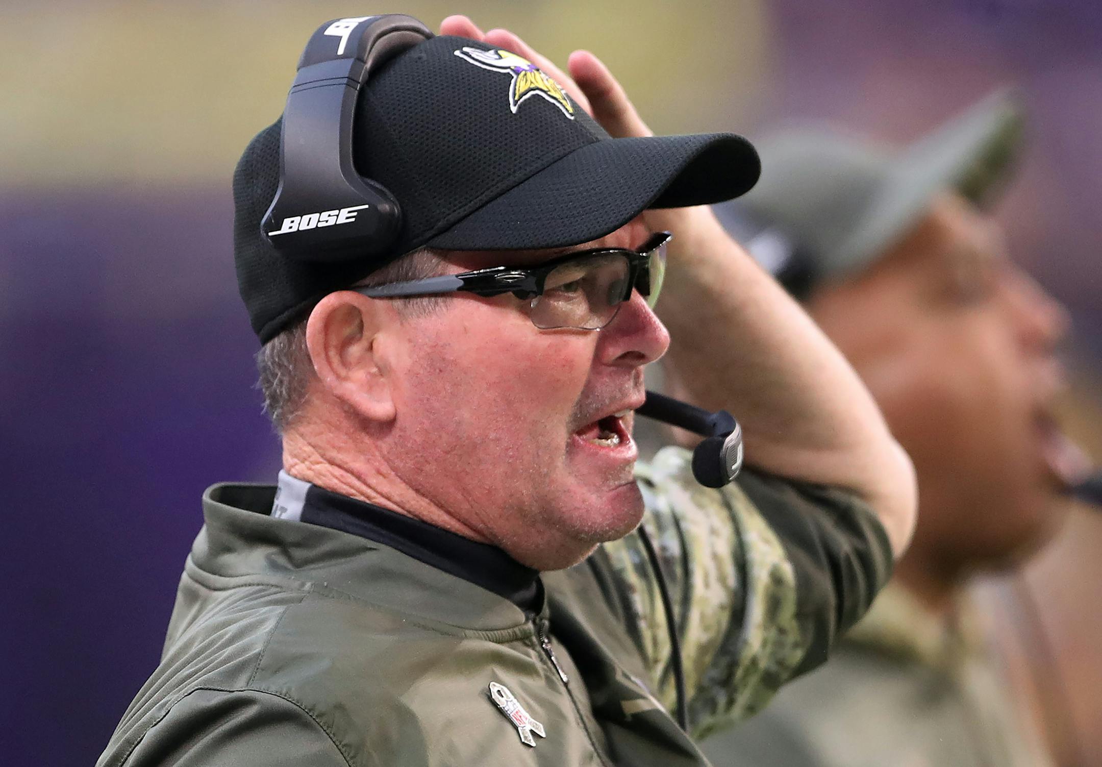 Minnesota Vikings head coach Mike Zimmer in the fourth quarter at U.S. Bank Stadium Sunday November 19, 2017 in Minneapolis, MN.] JERRY HOLT ï jerry.holt@startribune.com