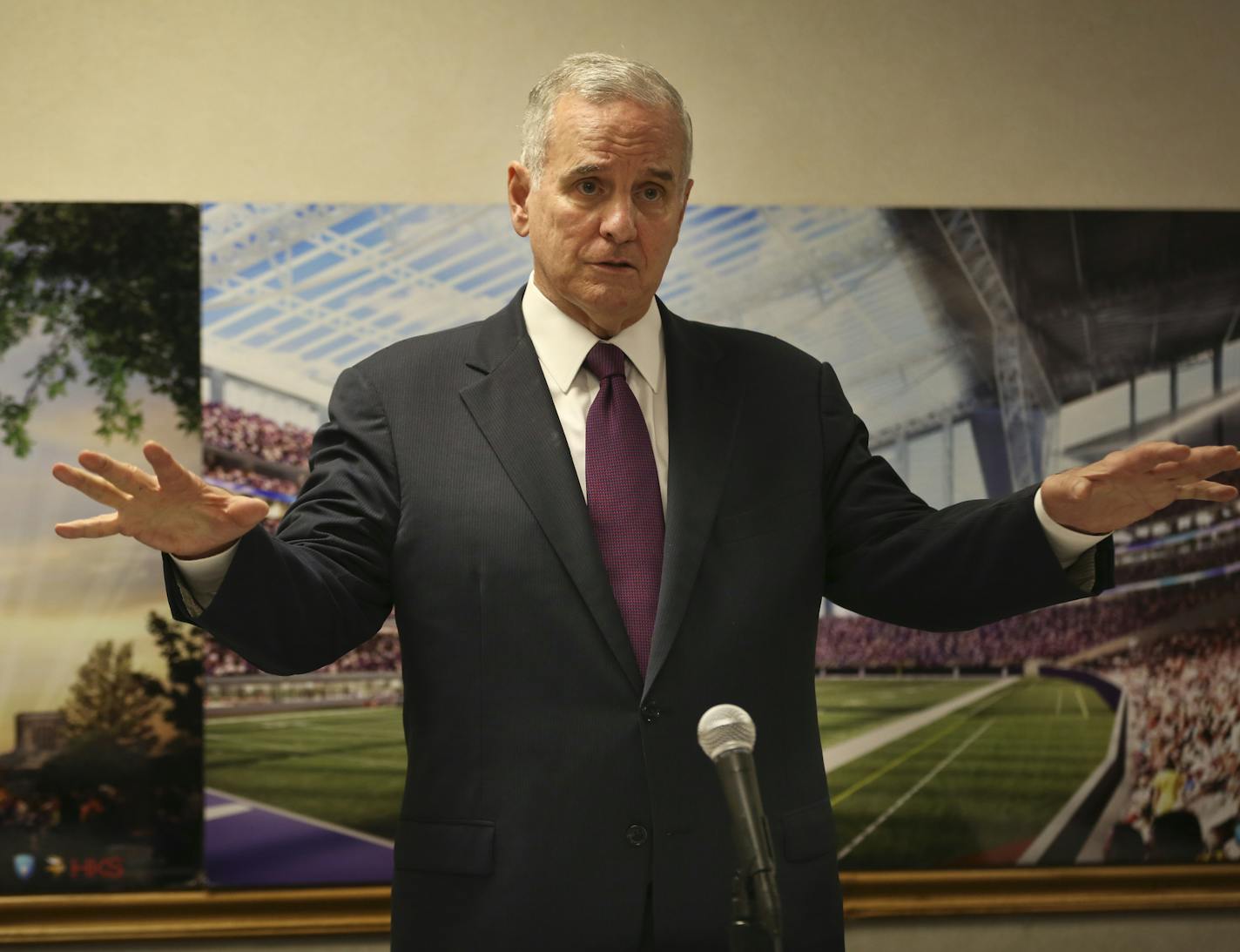 Governor Mark Dayton spoke about the stadium during a press conference in Minneapolis, Minn., on Thursday, October 3, 2013. ] (RENEE JONES SCHNEIDER &#x2022; reneejones@startribune.com)